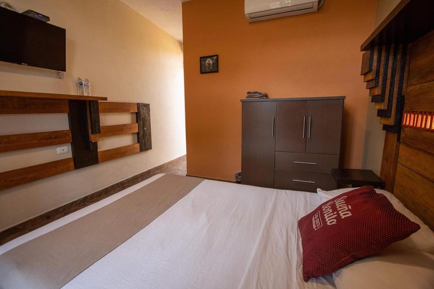Double Room - Photo 19