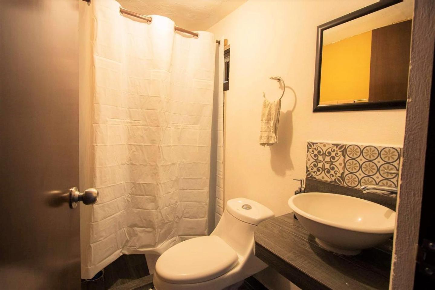 Double Room - Photo 12