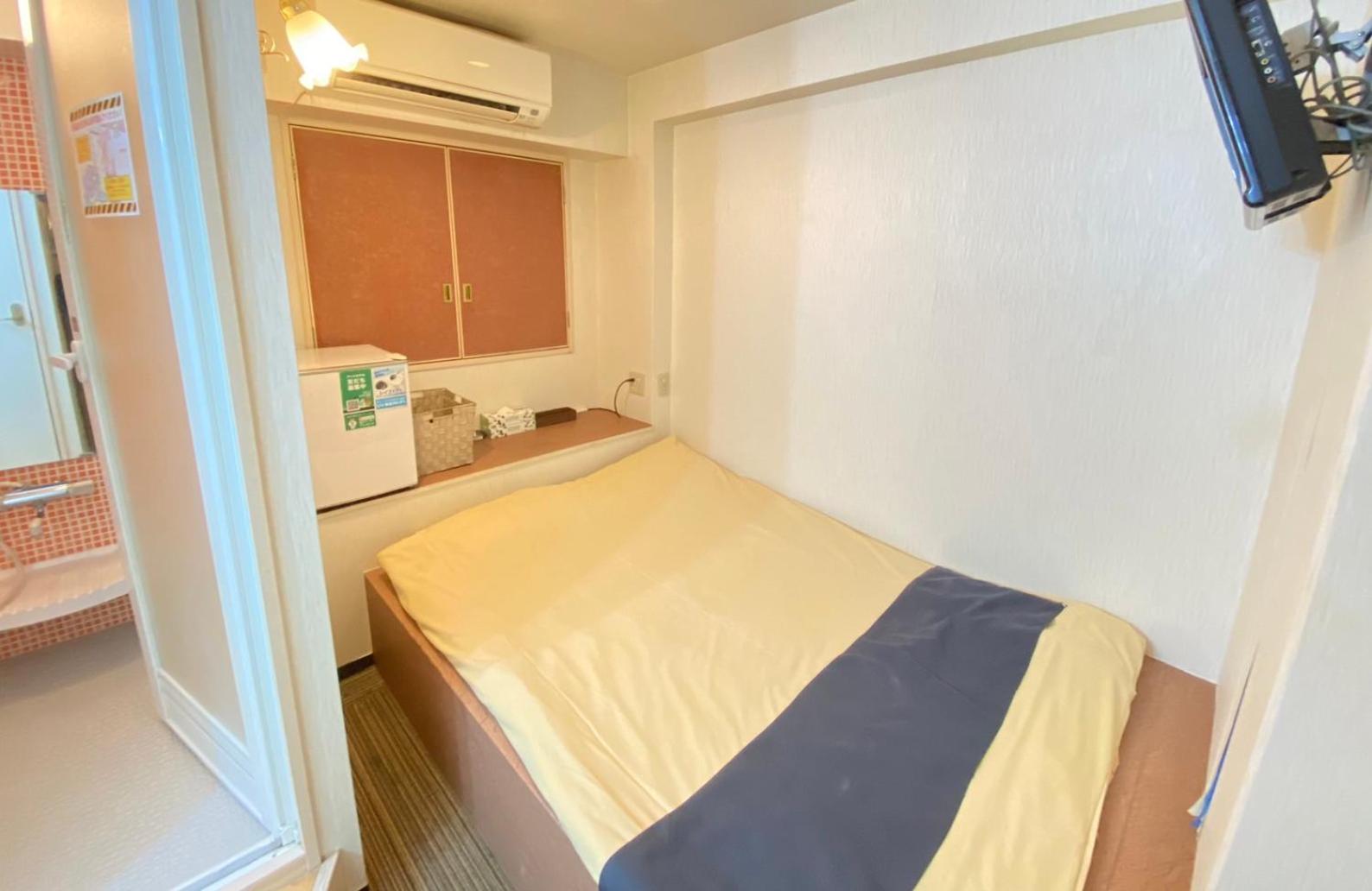 Double Room - Smoking photo 3