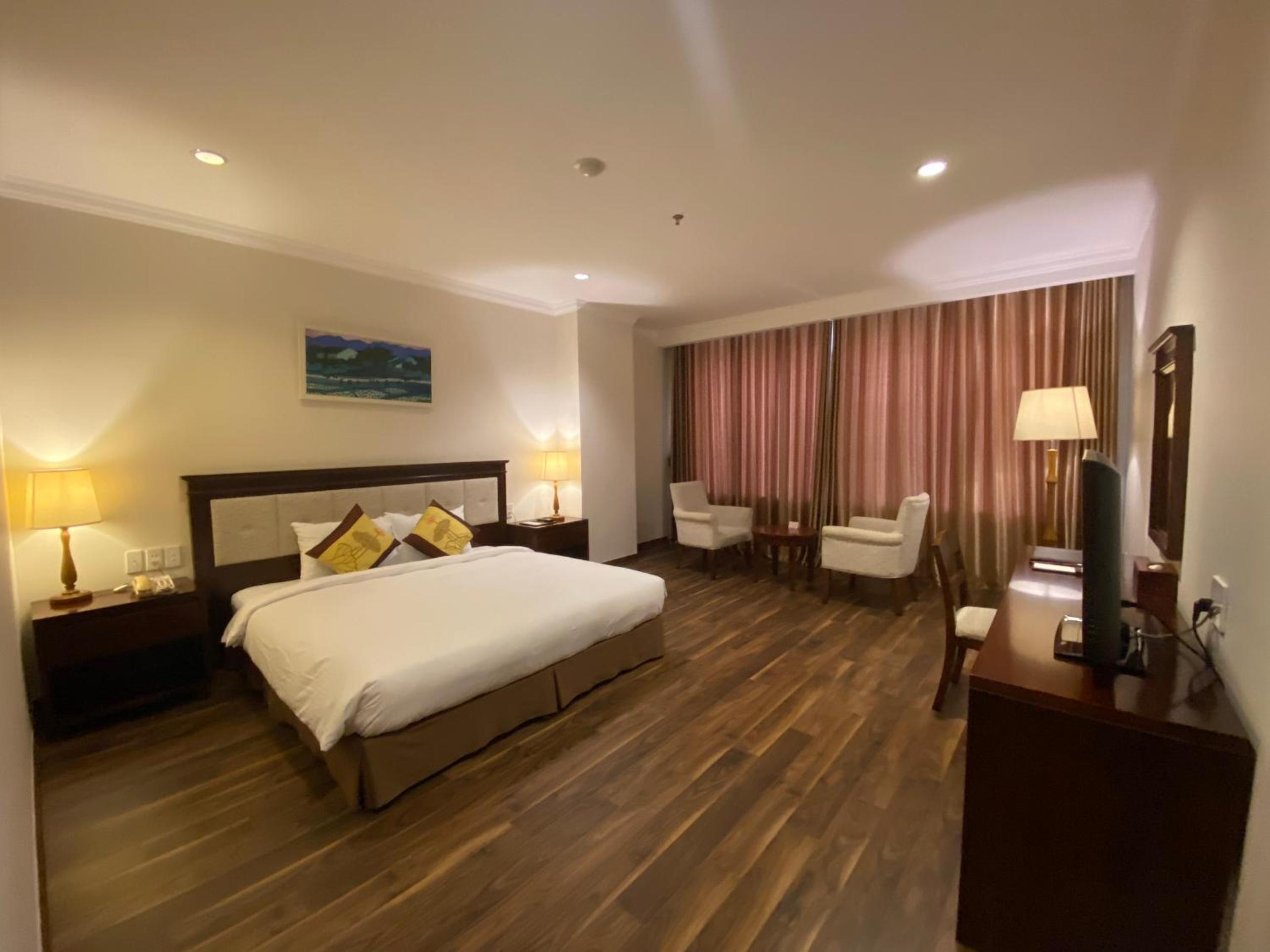 Deluxe Double Room photo 3