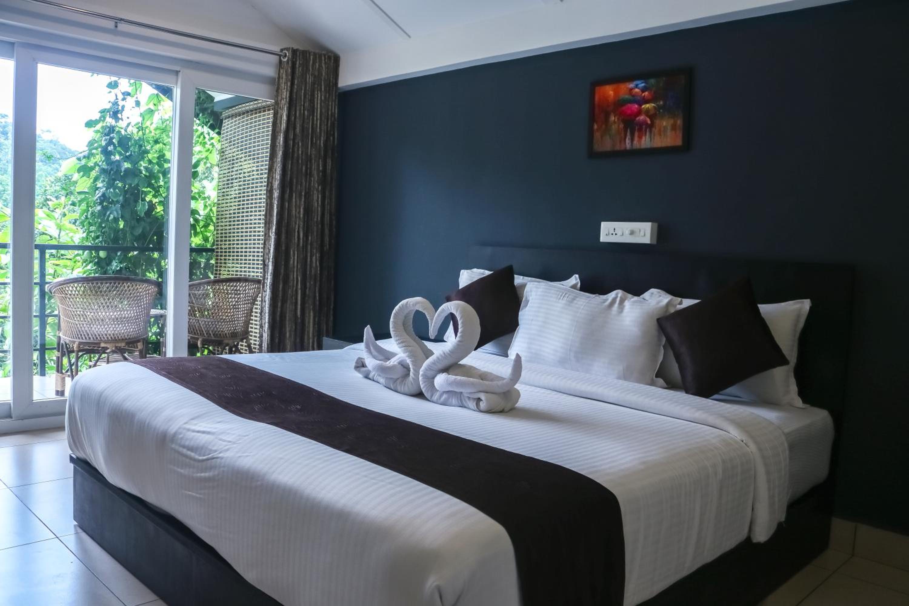 Deluxe Double Room - Photo 61