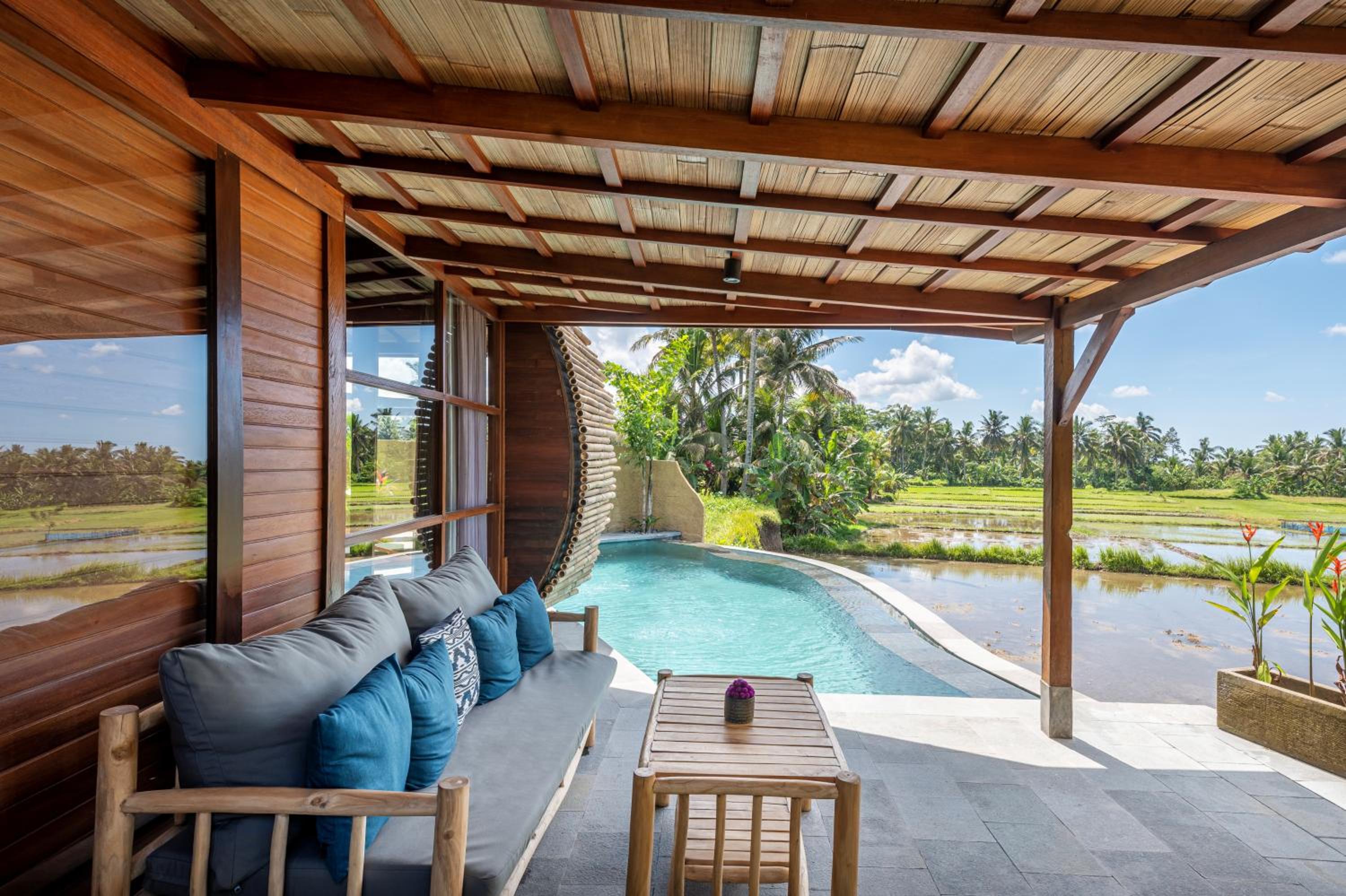Villa with Private Pool - Photo 5