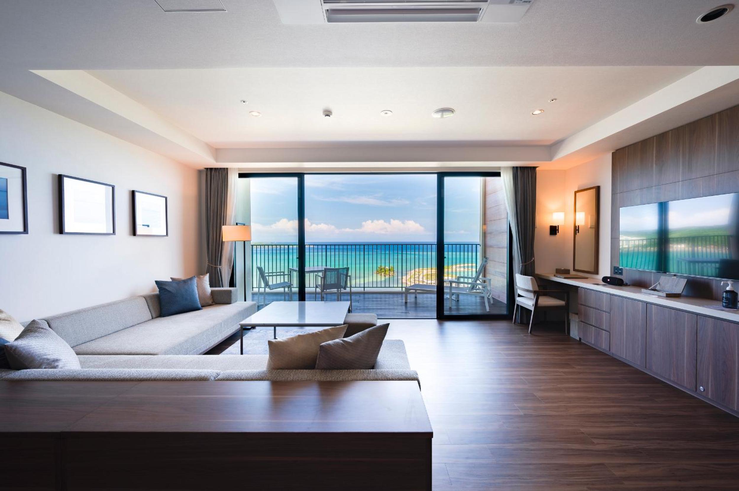 Premium Ocean Suite - Photo 3