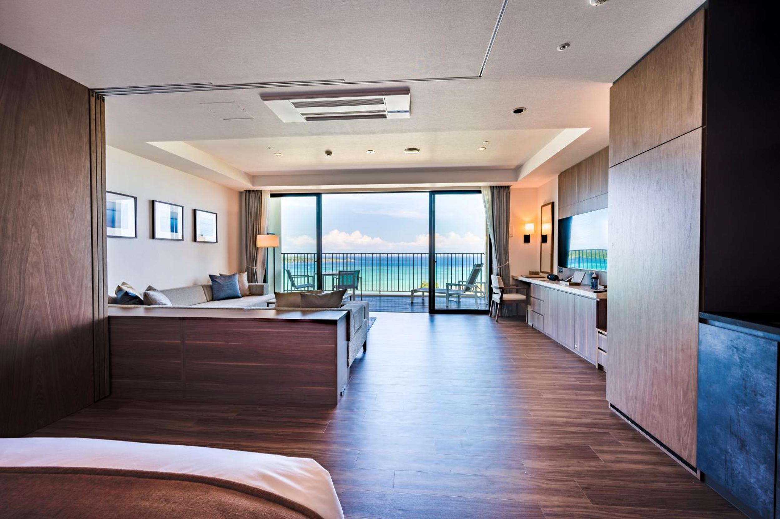 Premium Ocean Suite - Photo 1