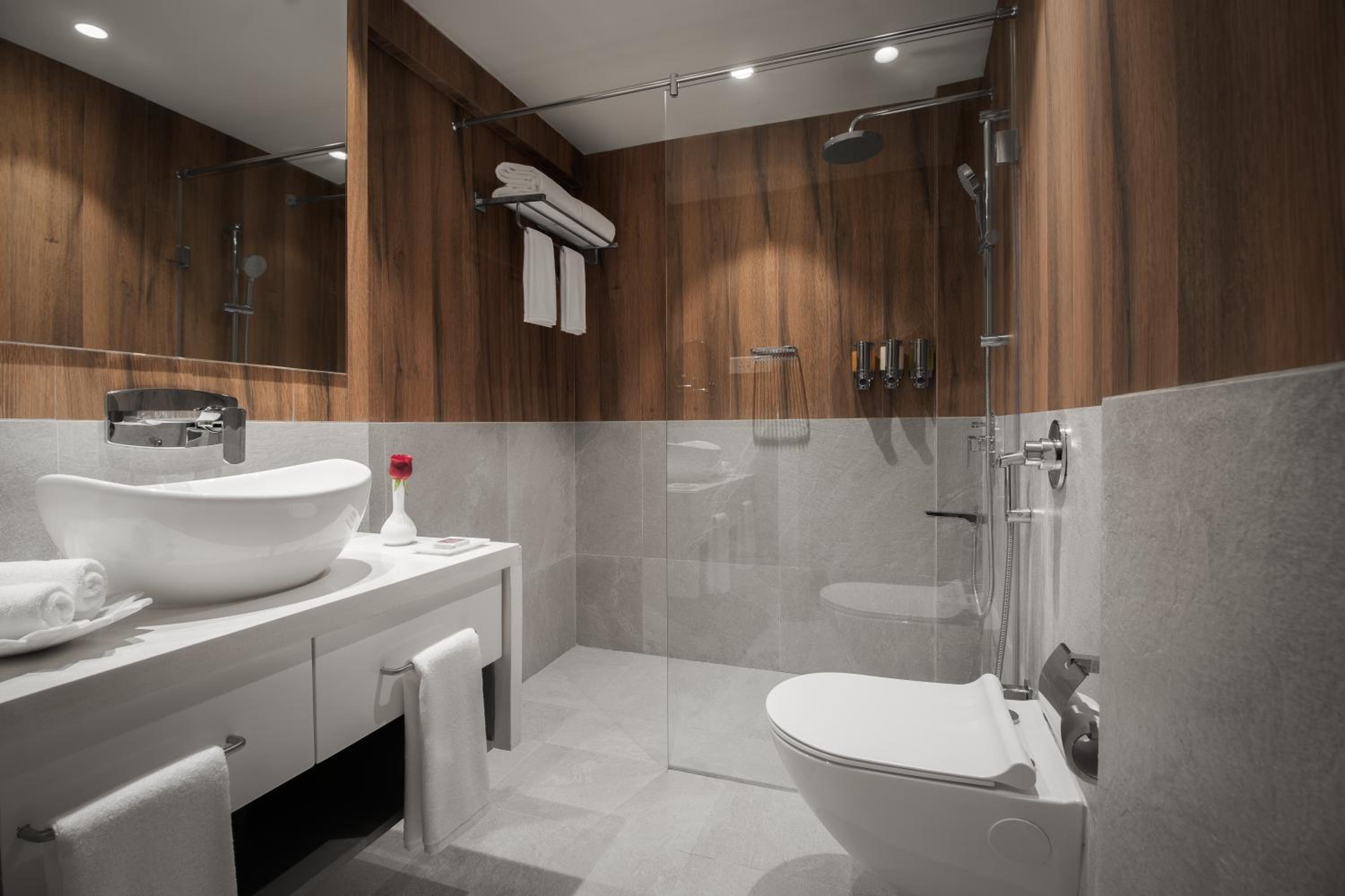 Deluxe Room - Photo 2