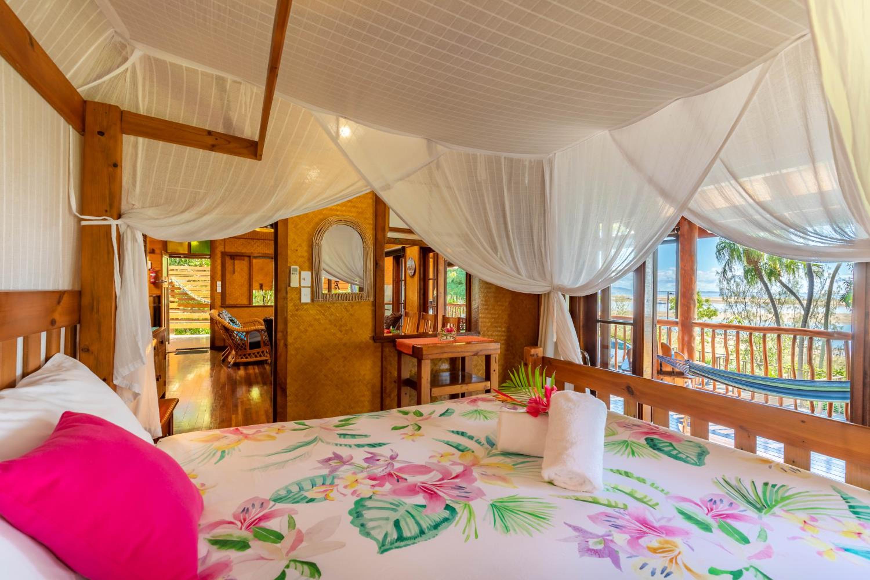 Two-Bedroom Bungalow with Ocean View photo 2