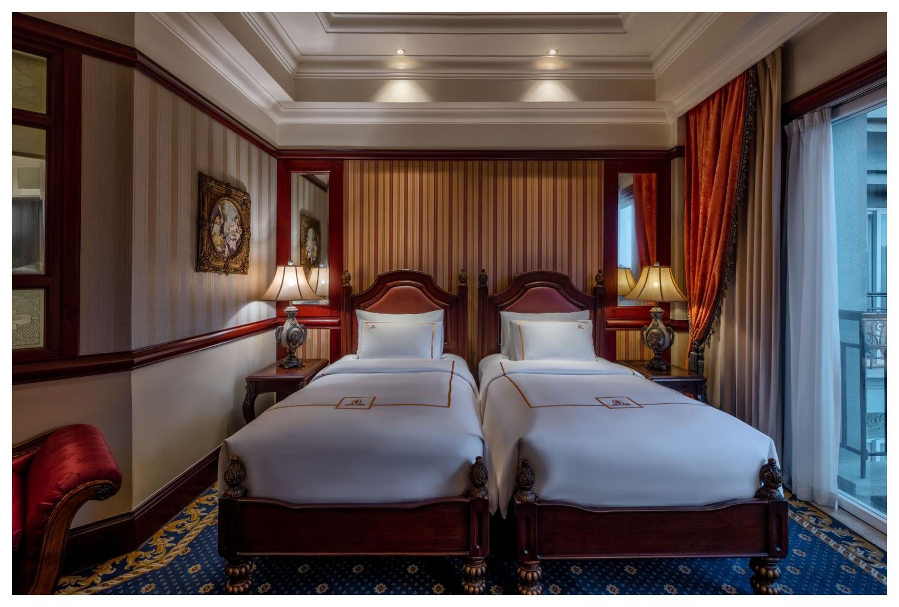 Heritage Deluxe Twin Room with Balcony