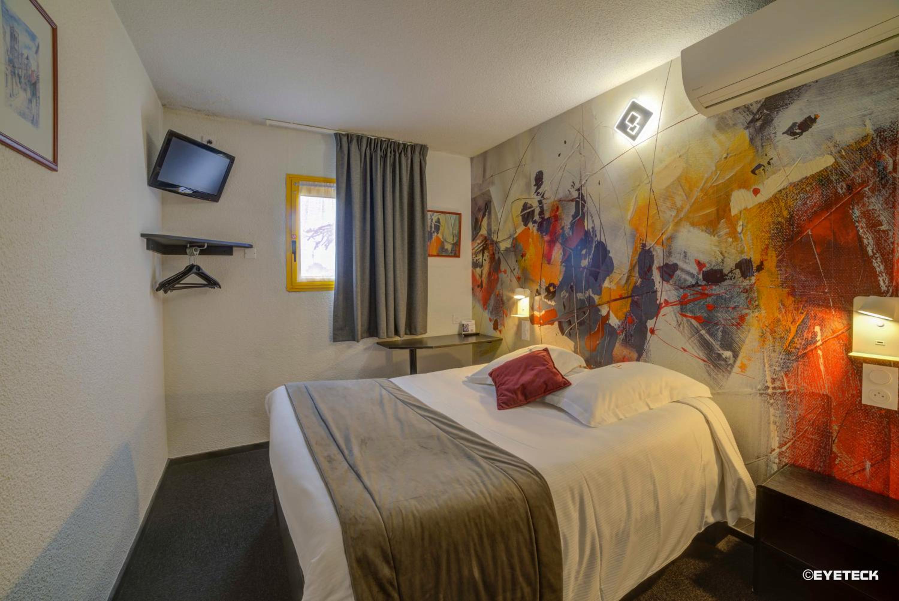 Double Room - Photo 2