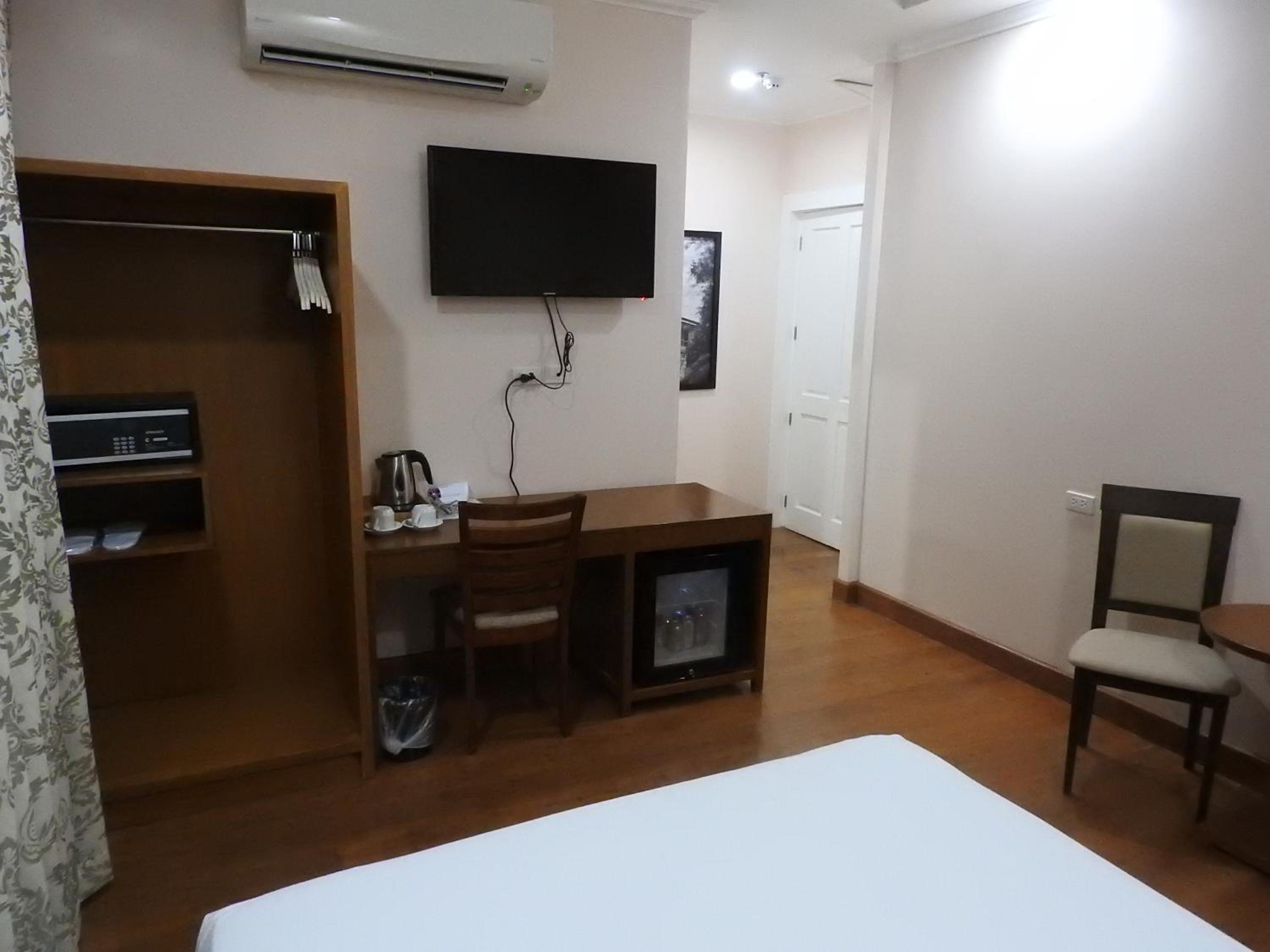 Executive Suite photo 3