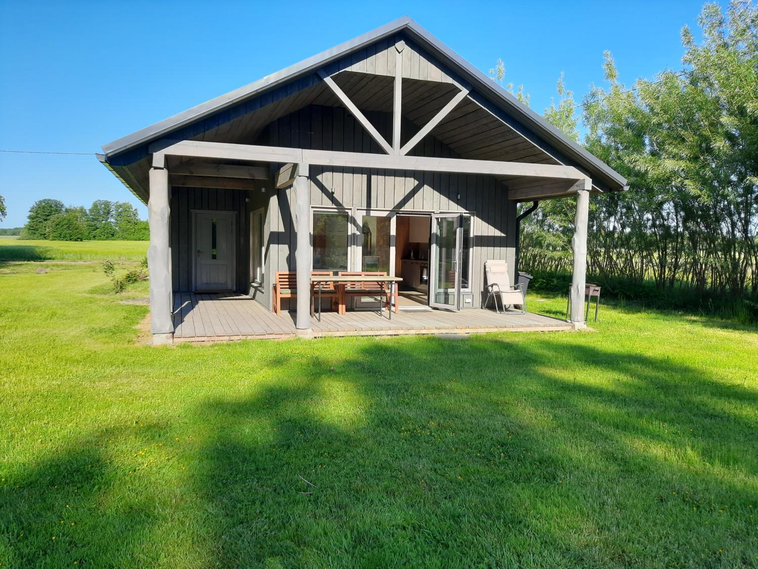 Two-Bedroom House photo 2
