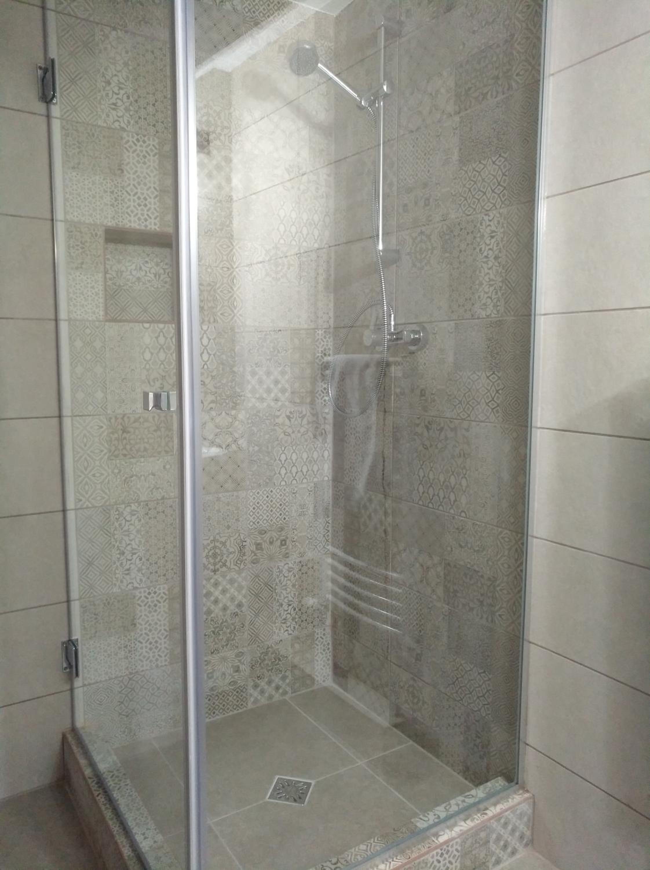 Apartment with Balcony - Photo 7