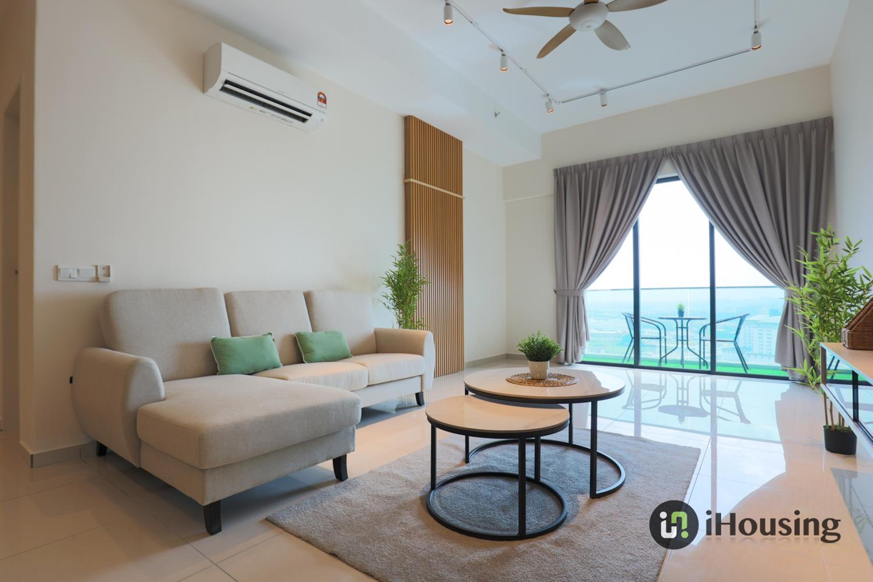 Three-Bedroom Apartment - Photo 9