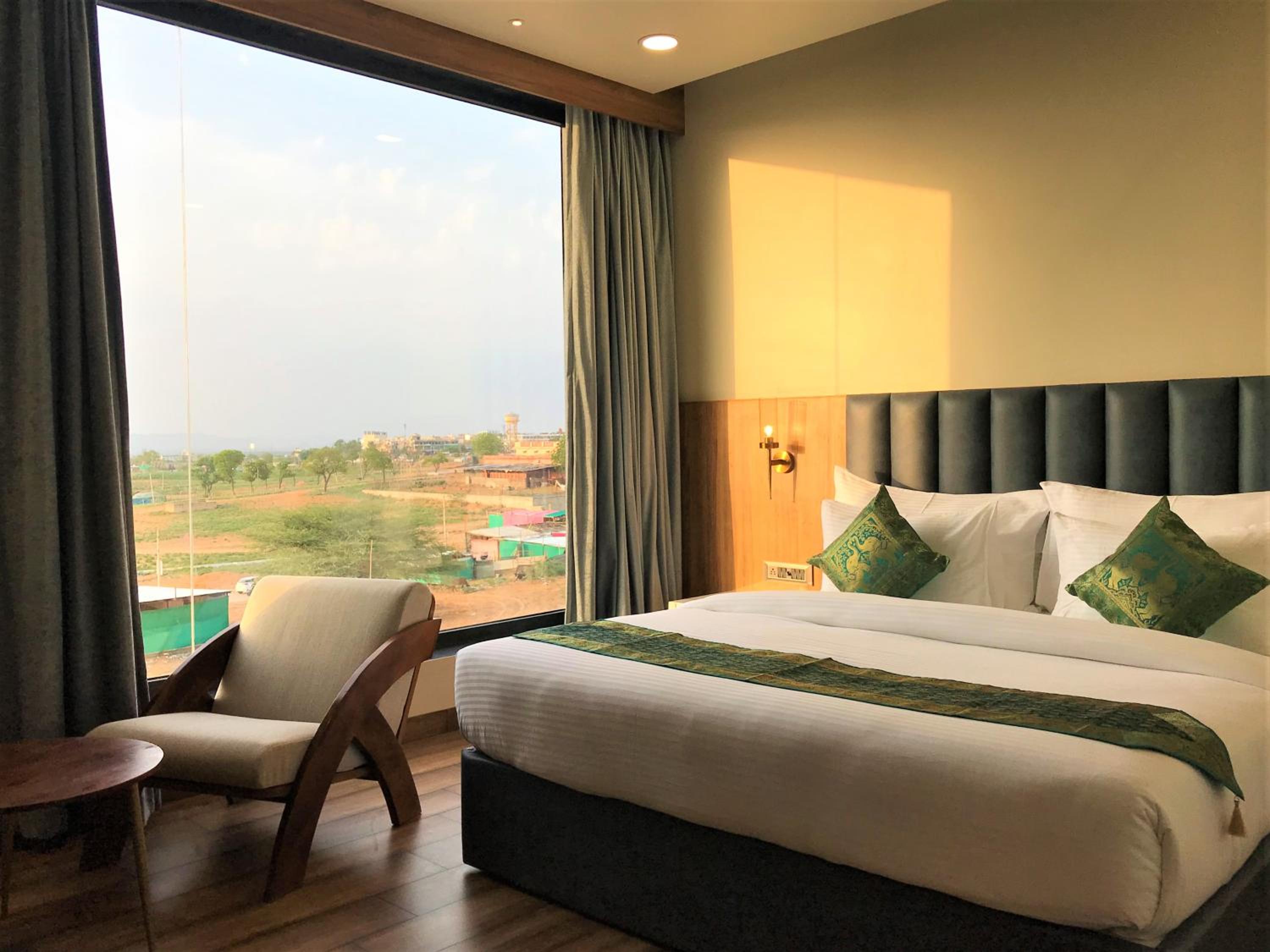 Premier Room - Photo 12