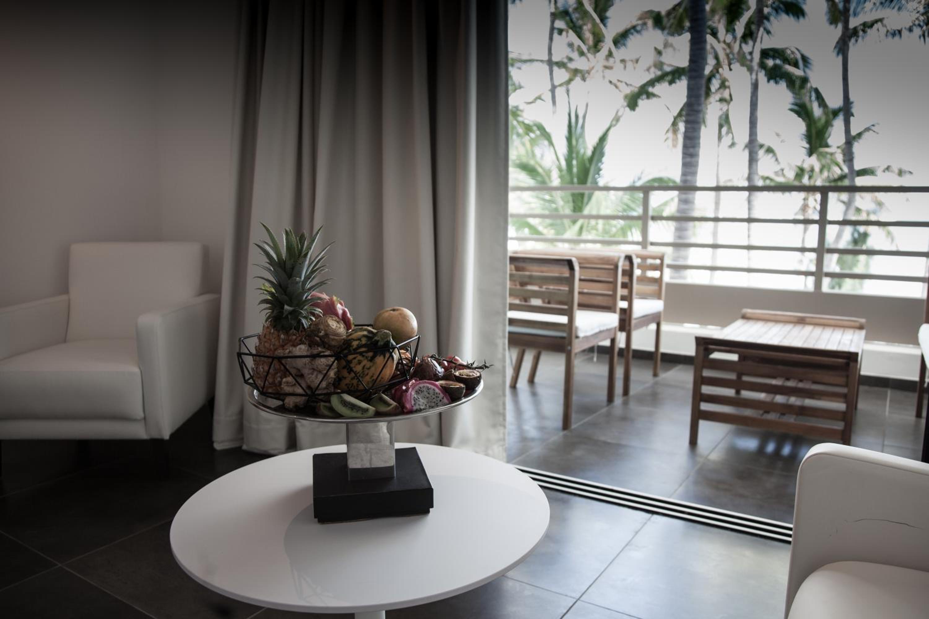 Junior Suite with Sea View - Photo 4