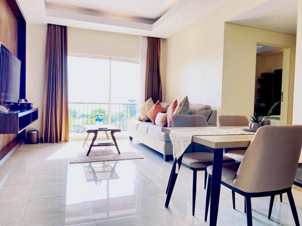 Premier Suite Sea View - Photo 11