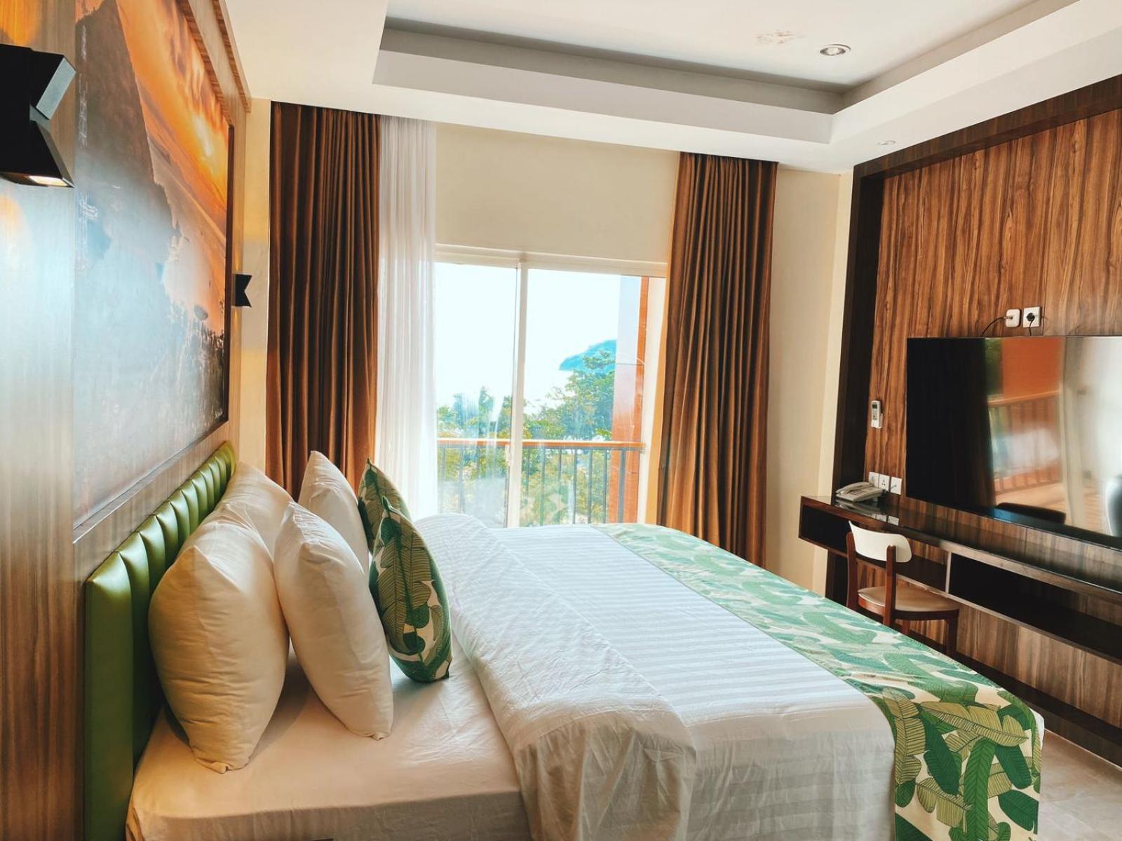 Premier Suite Sea View - Photo 12