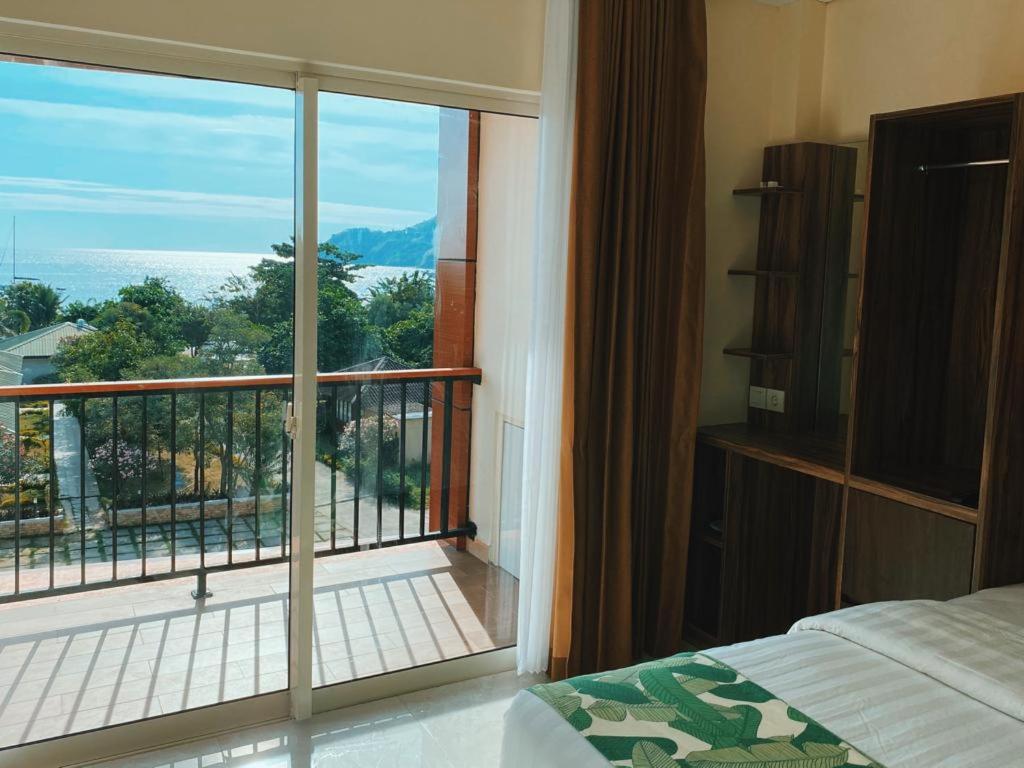 Premier Suite Sea View - Photo 17