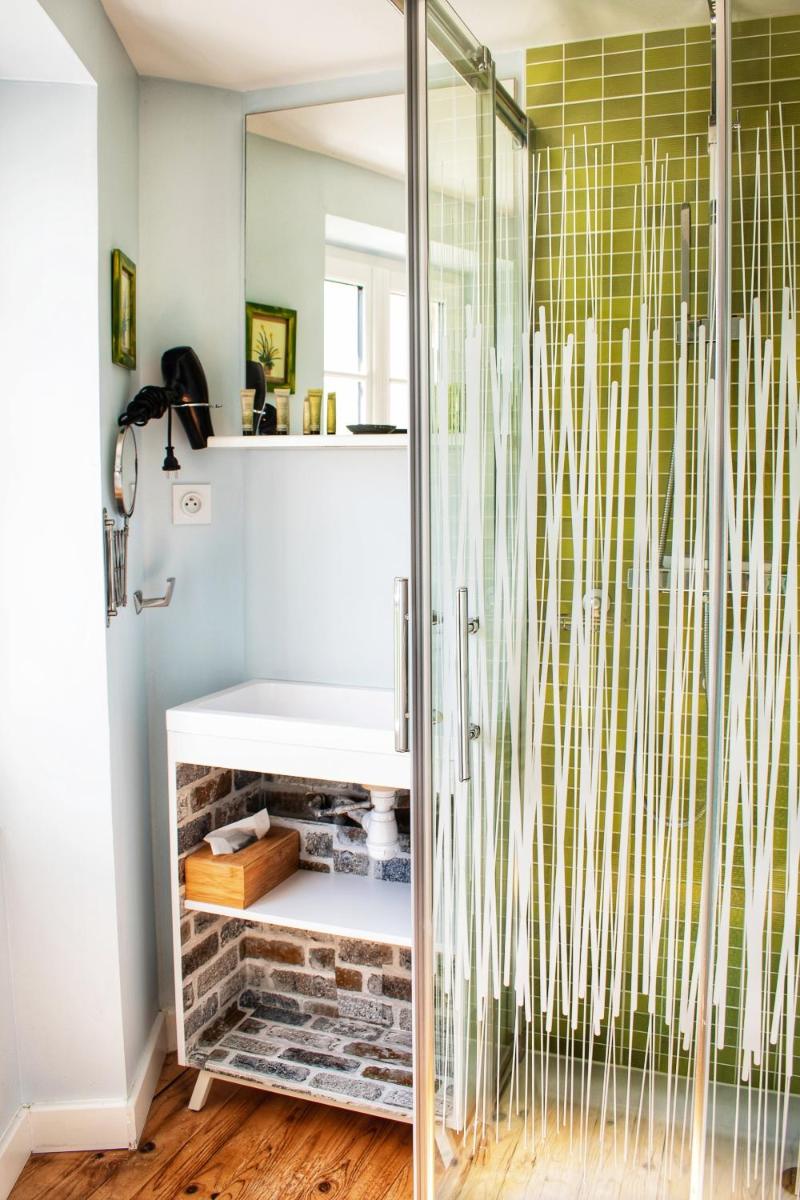 Double Room with Private Bathroom - Photo 4
