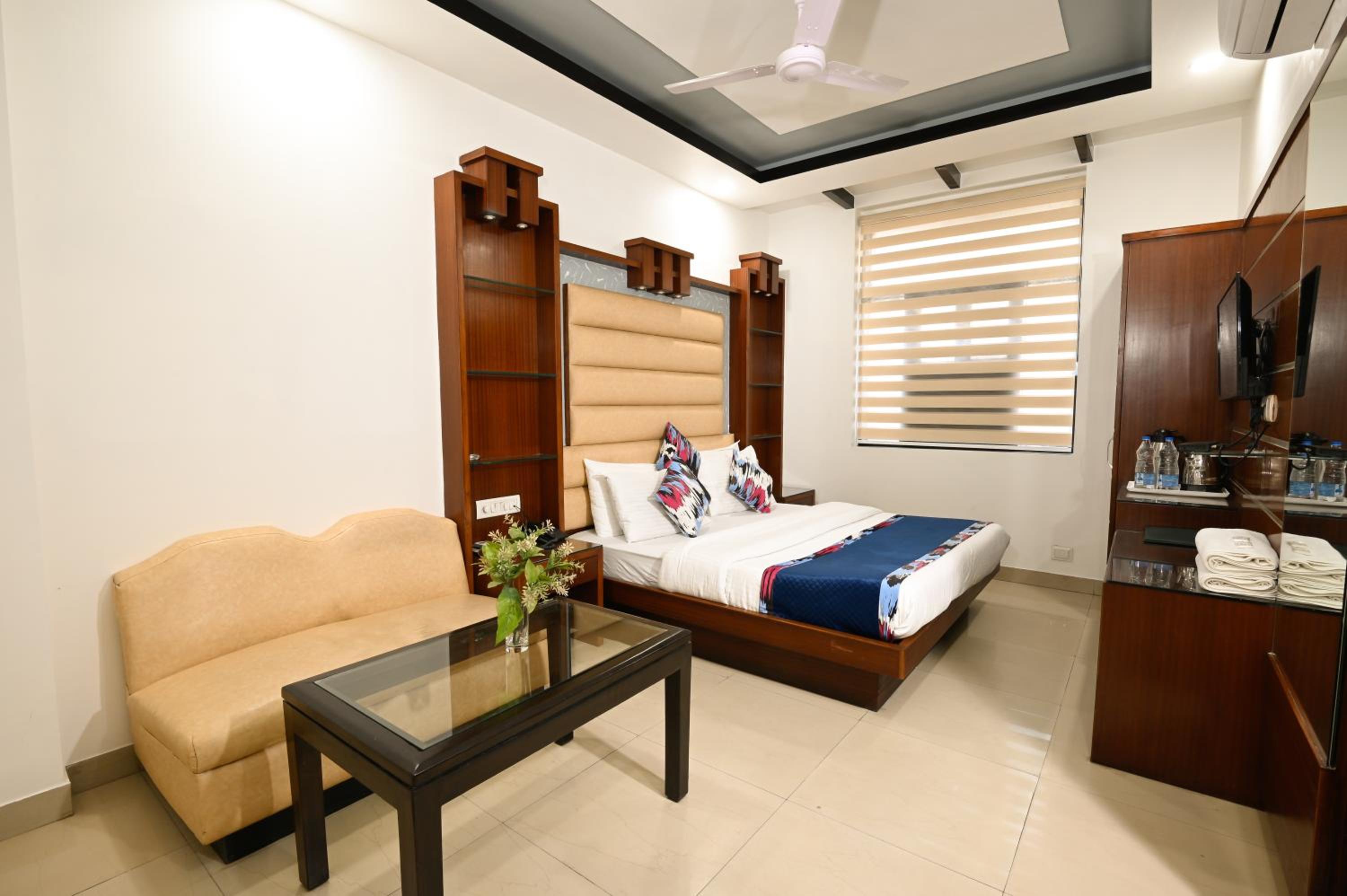 Deluxe Double or Twin Room photo 2