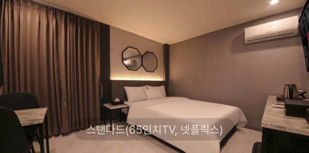 Double Room - Photo 4
