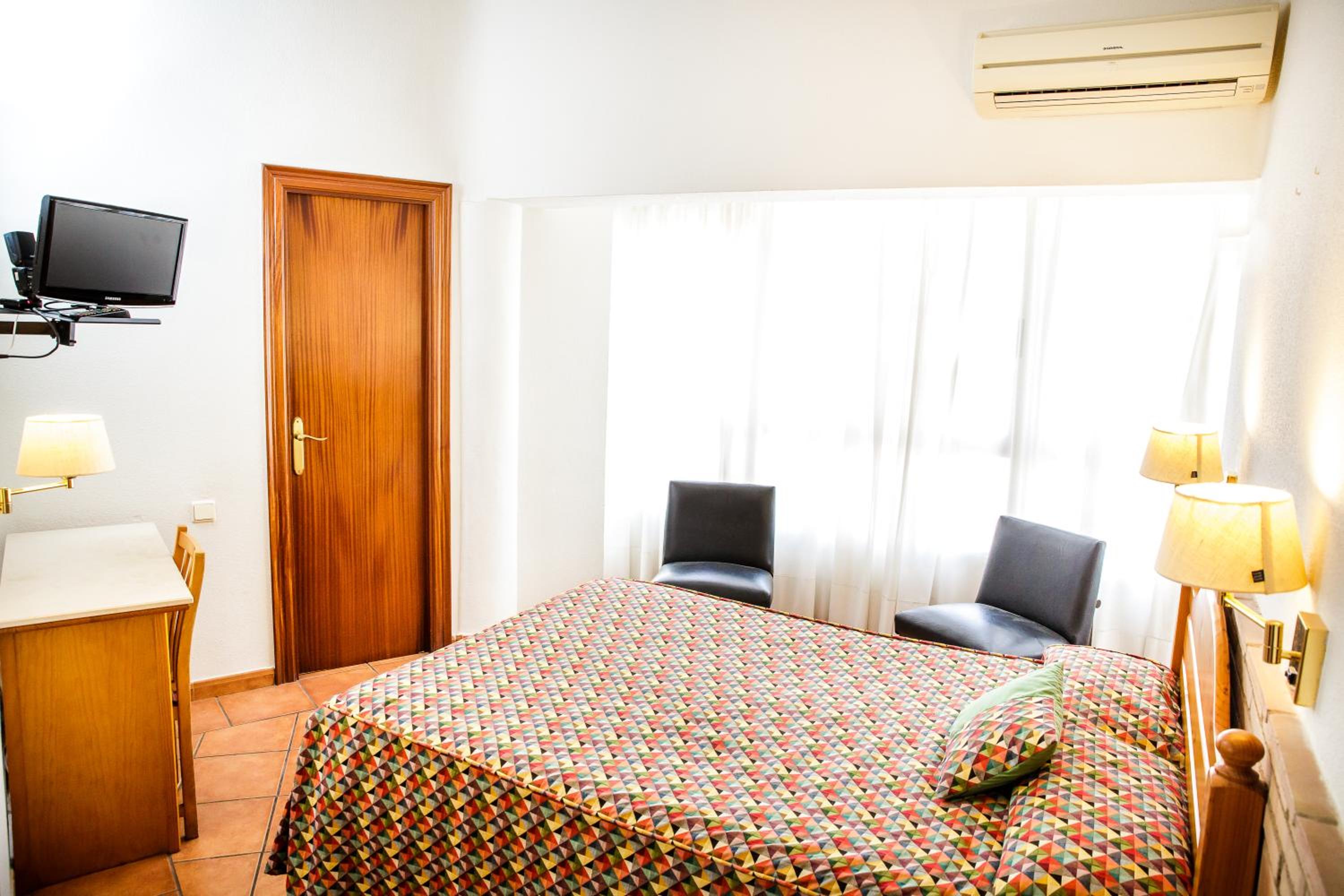 Superior Double Room - Photo 1