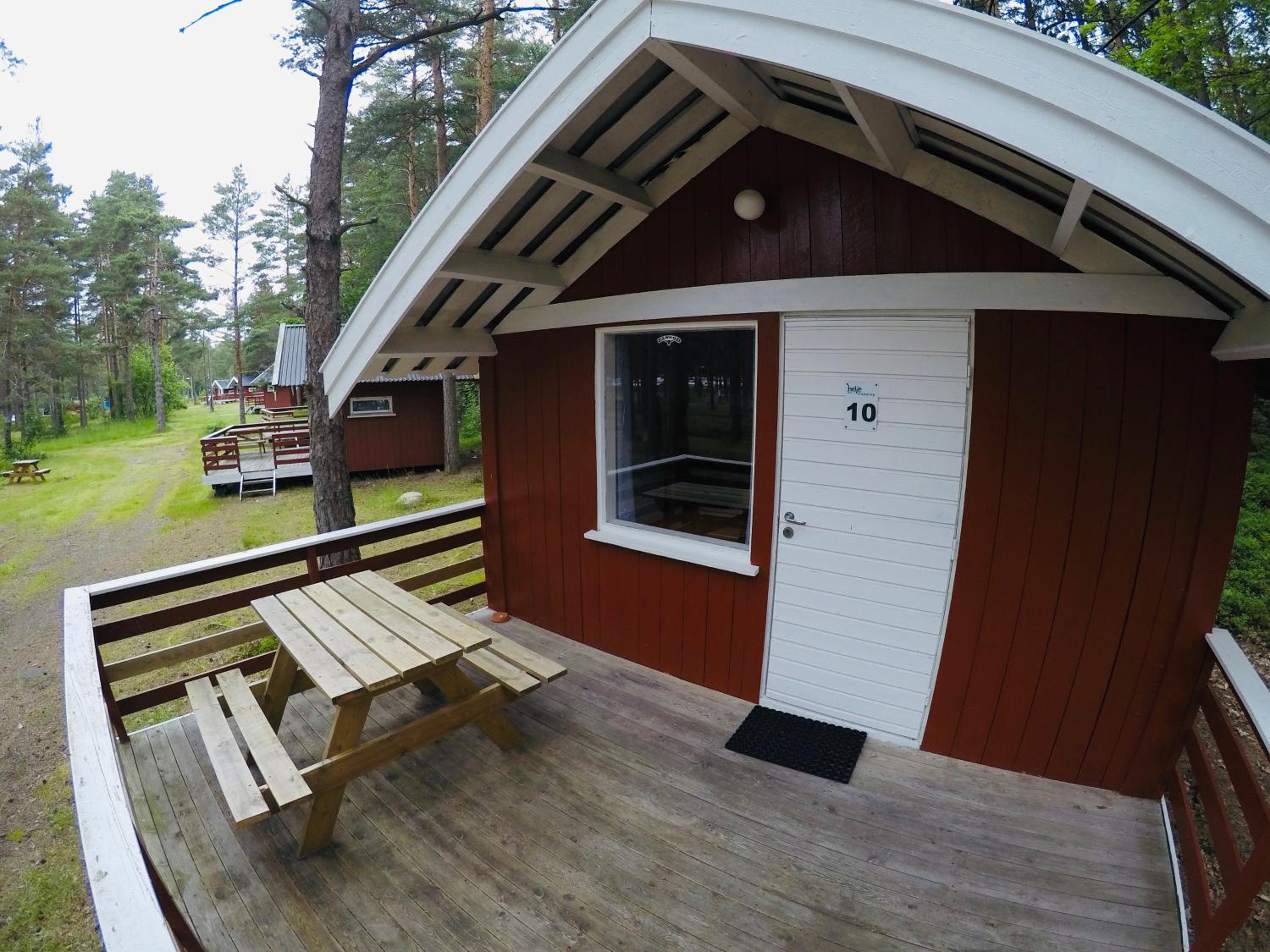 One-Bedroom Cottage - Photo 4