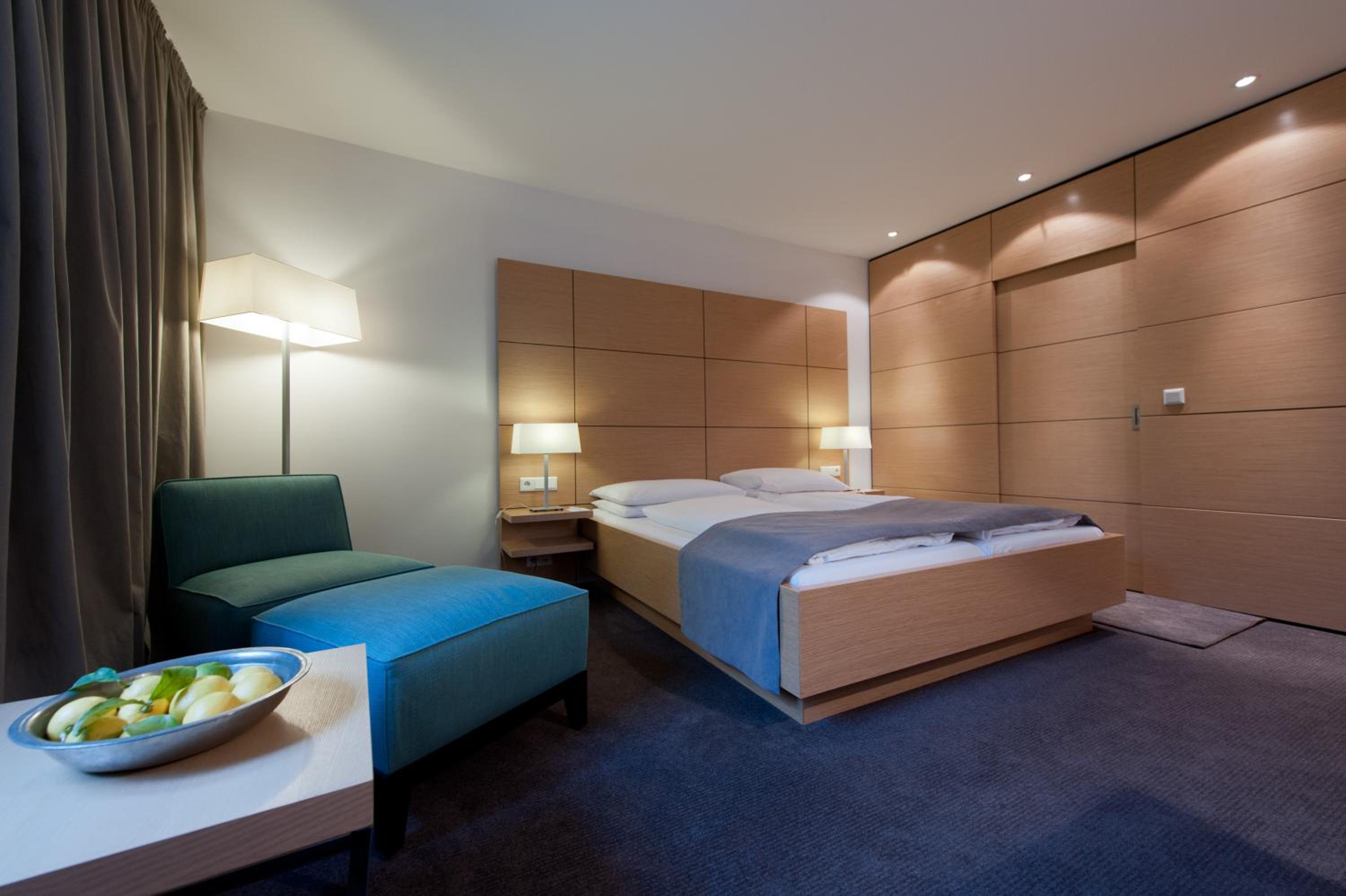 Business Double Room - Photo 4