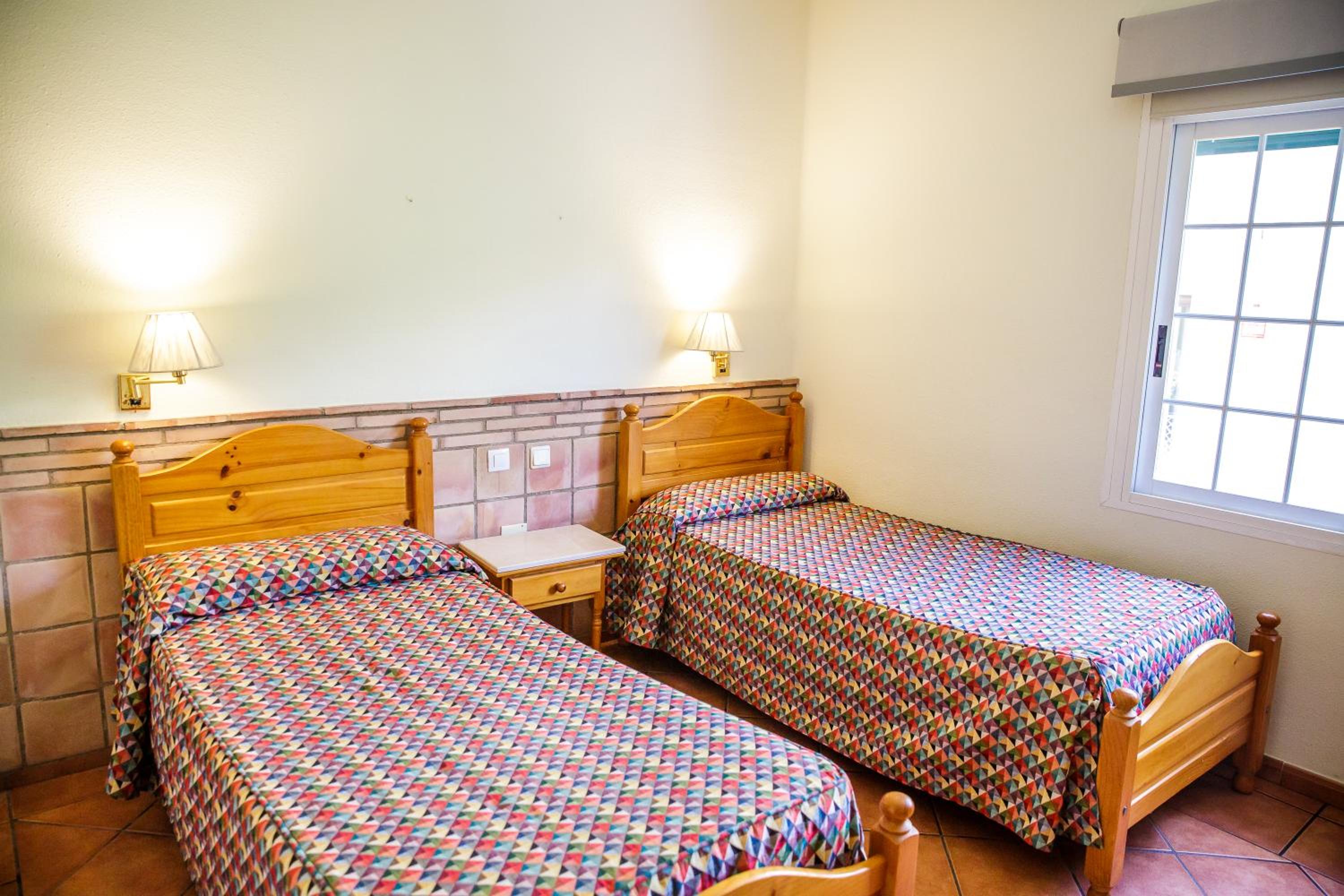 Double or Twin Room - Photo 2