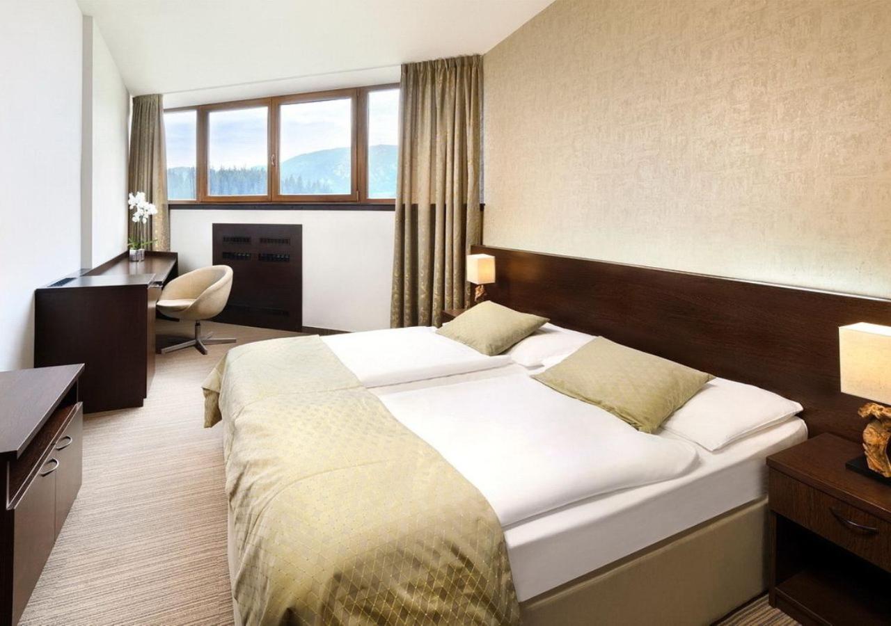 Standard Twin Room - Photo 1