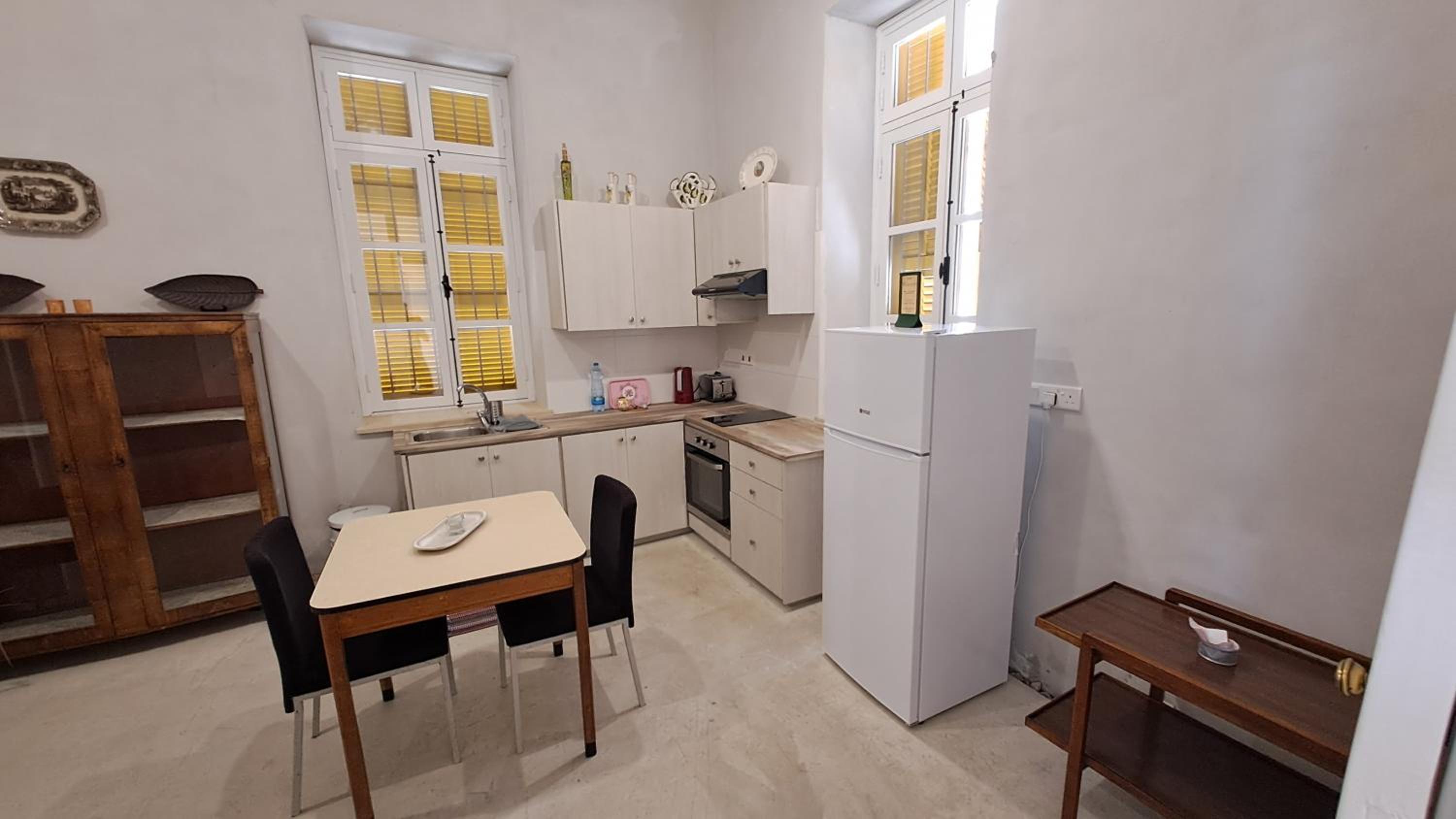One-Bedroom Apartment - Photo 9