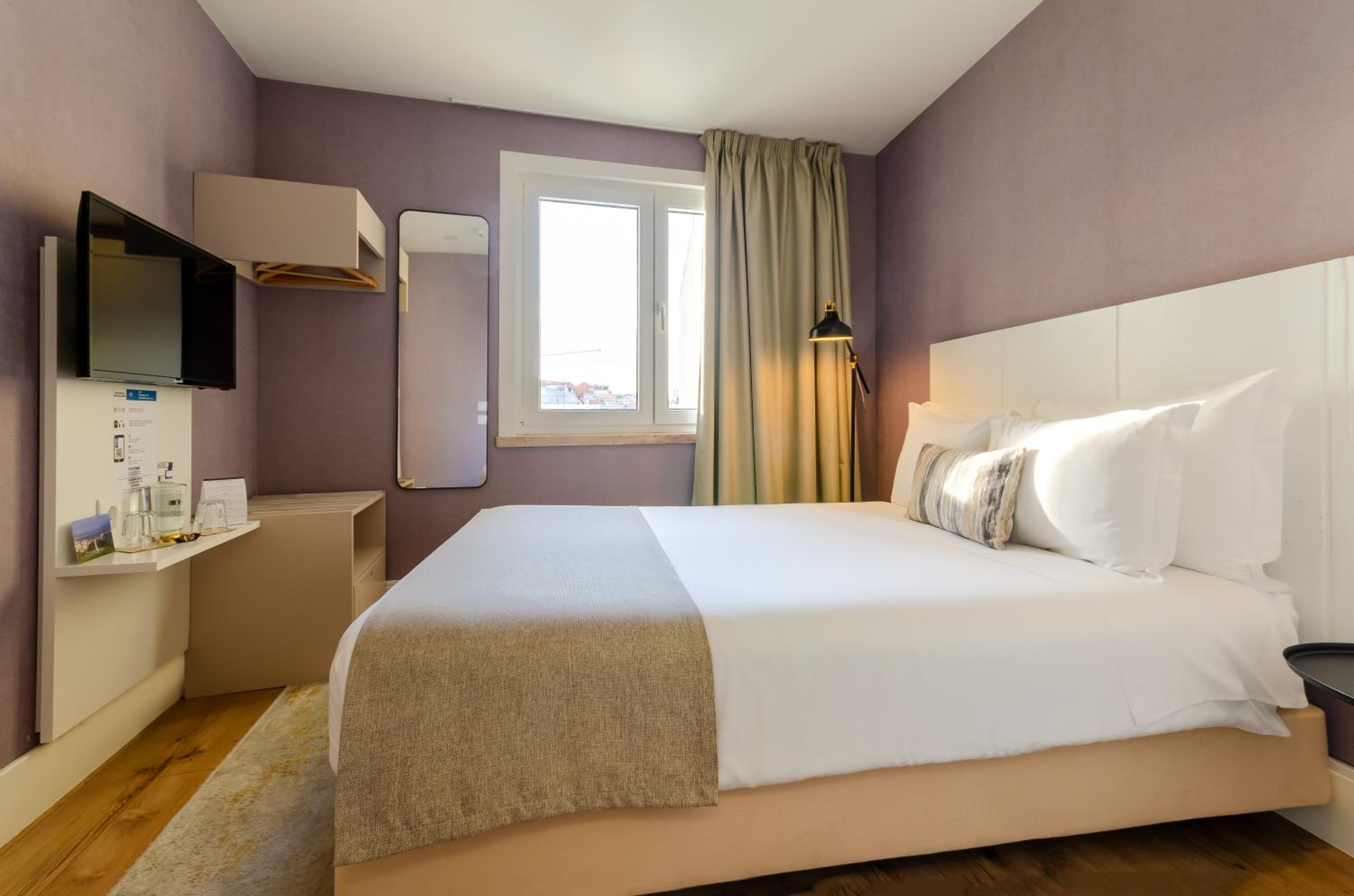 Small Double Room photo 1