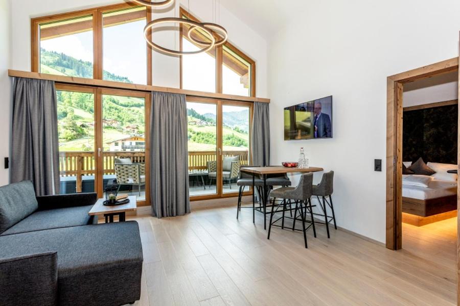 Junior Suite with Terrace