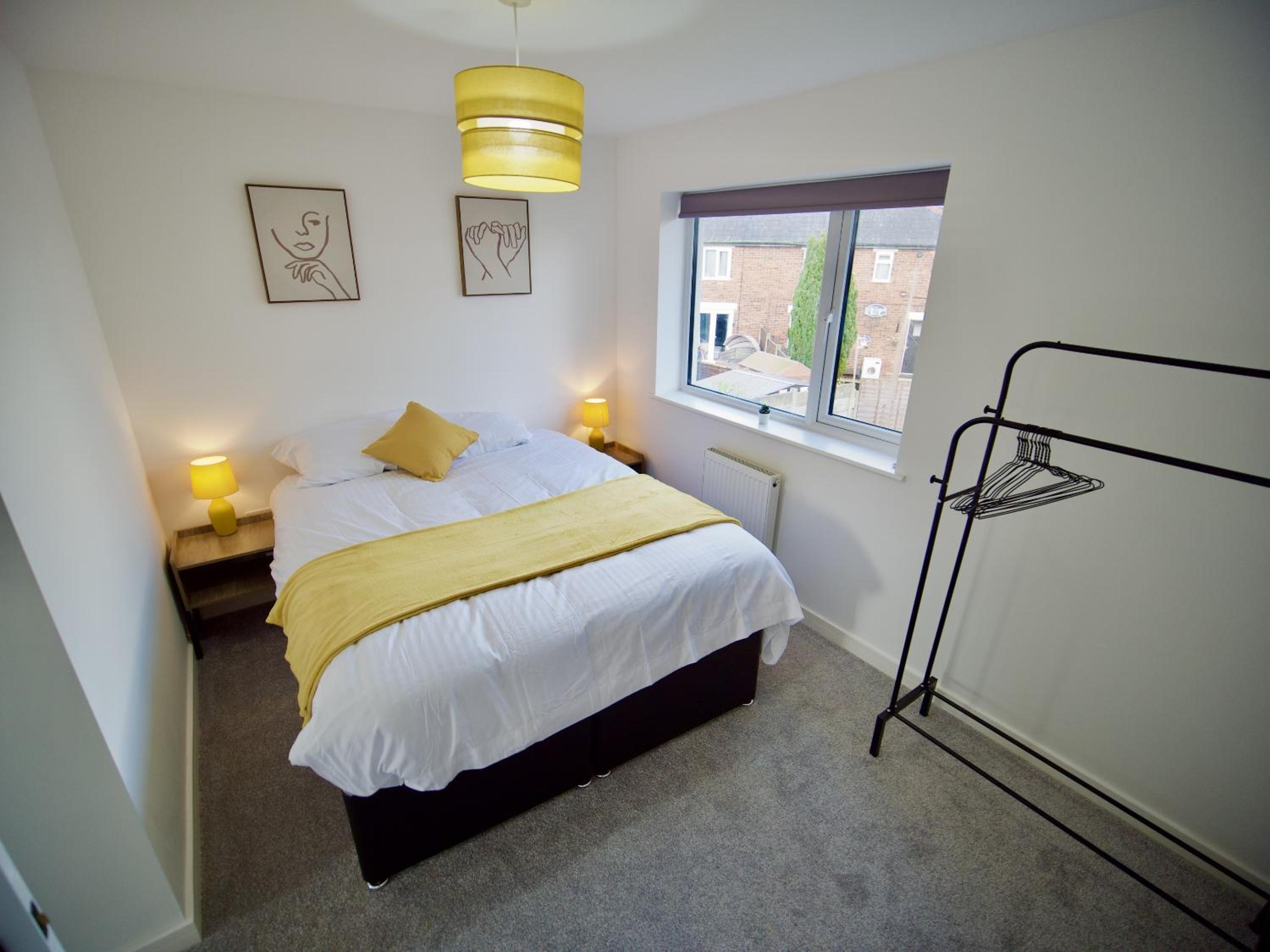 Three-Bedroom House photo 1