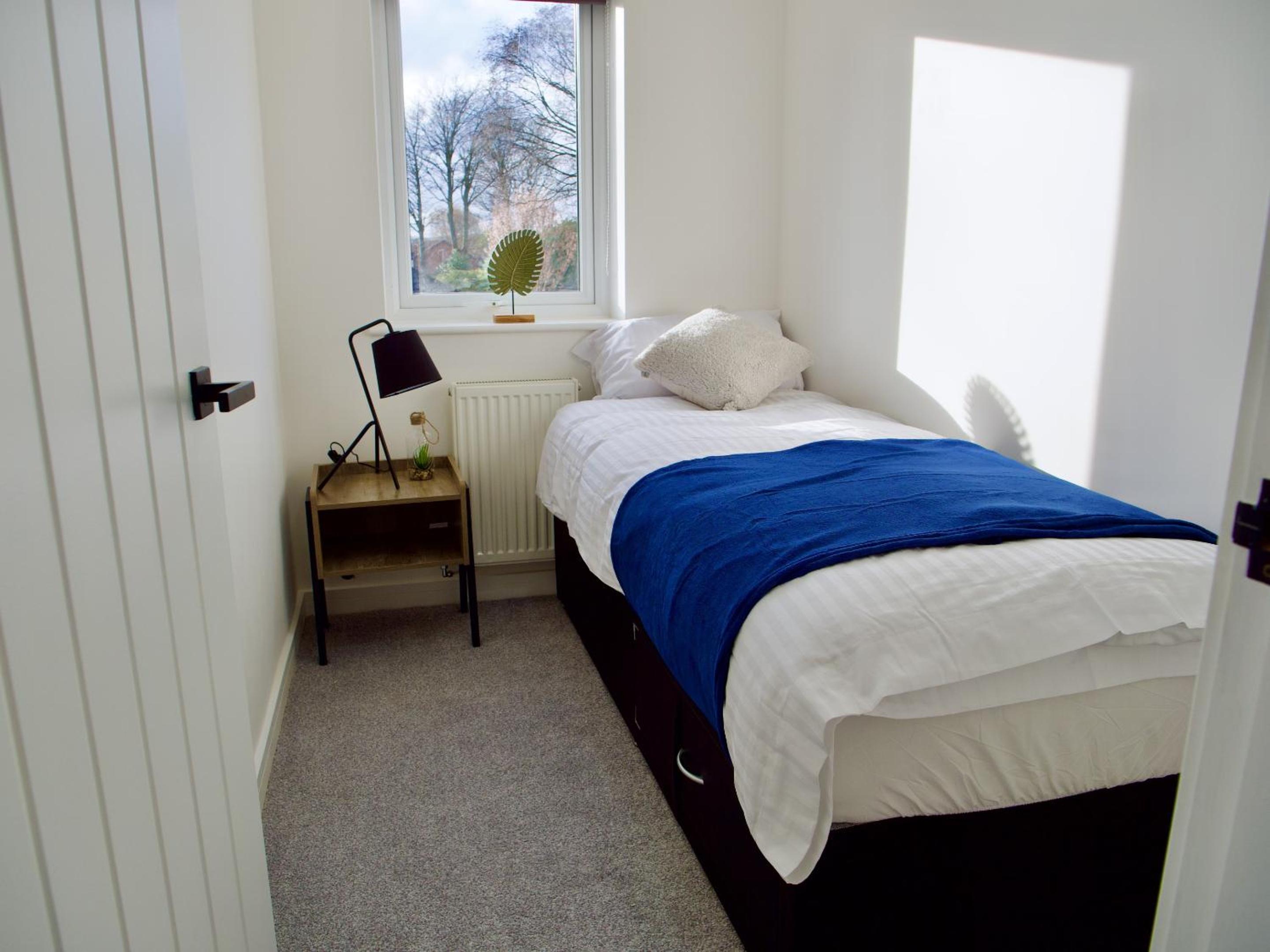 Three-Bedroom House photo 2
