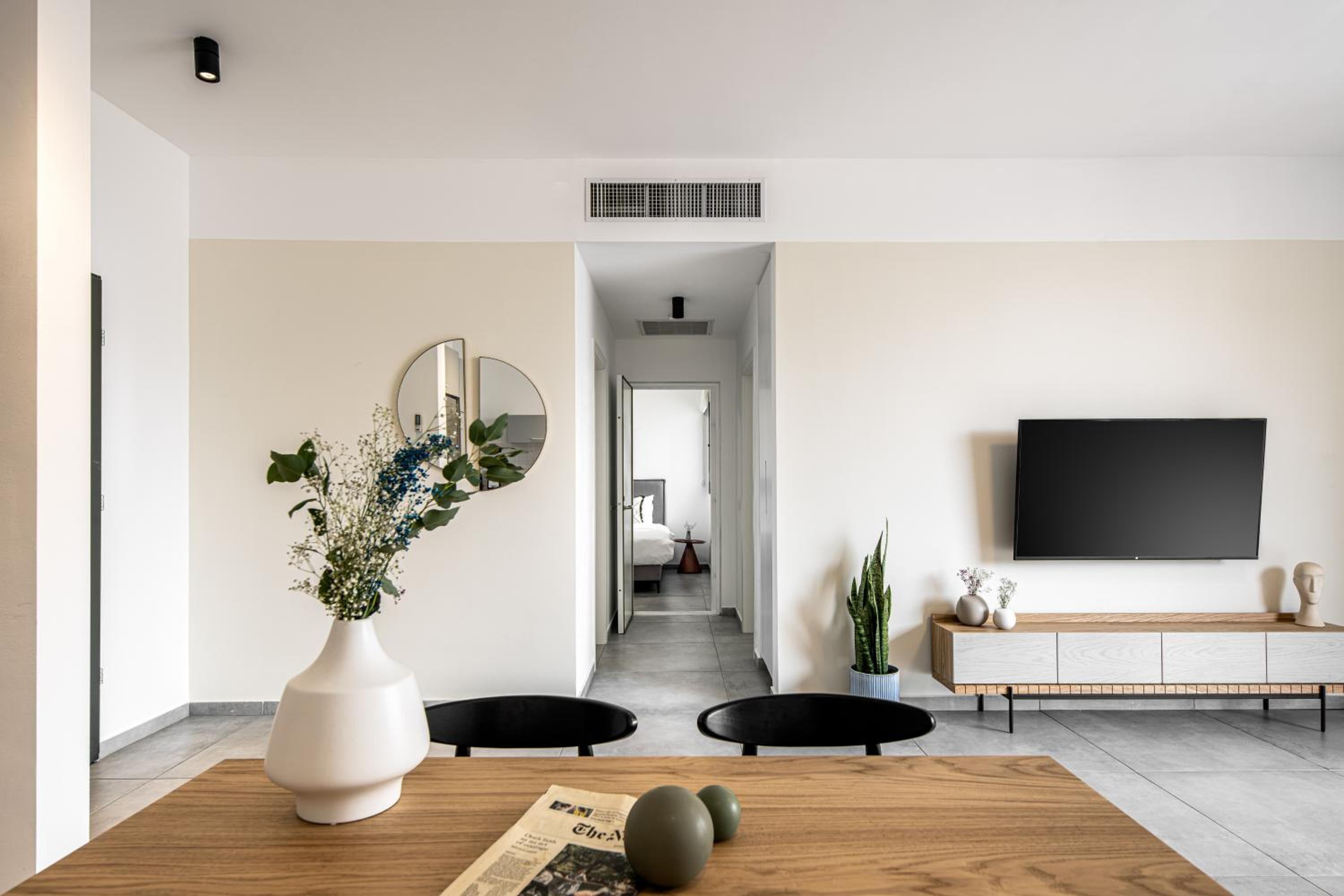 Two-Bedroom Apartment - Photo 22