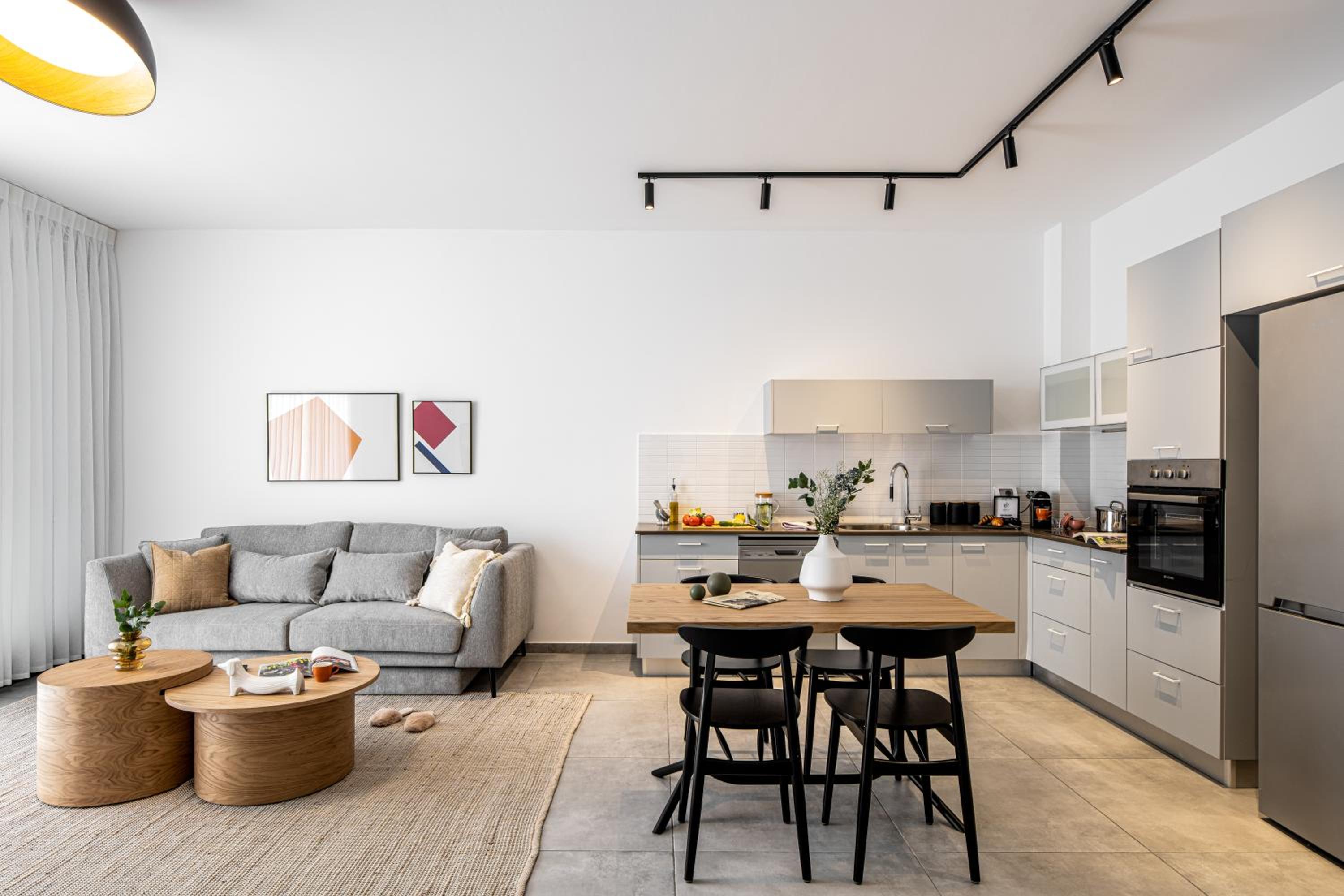 Two-Bedroom Apartment - Photo 6