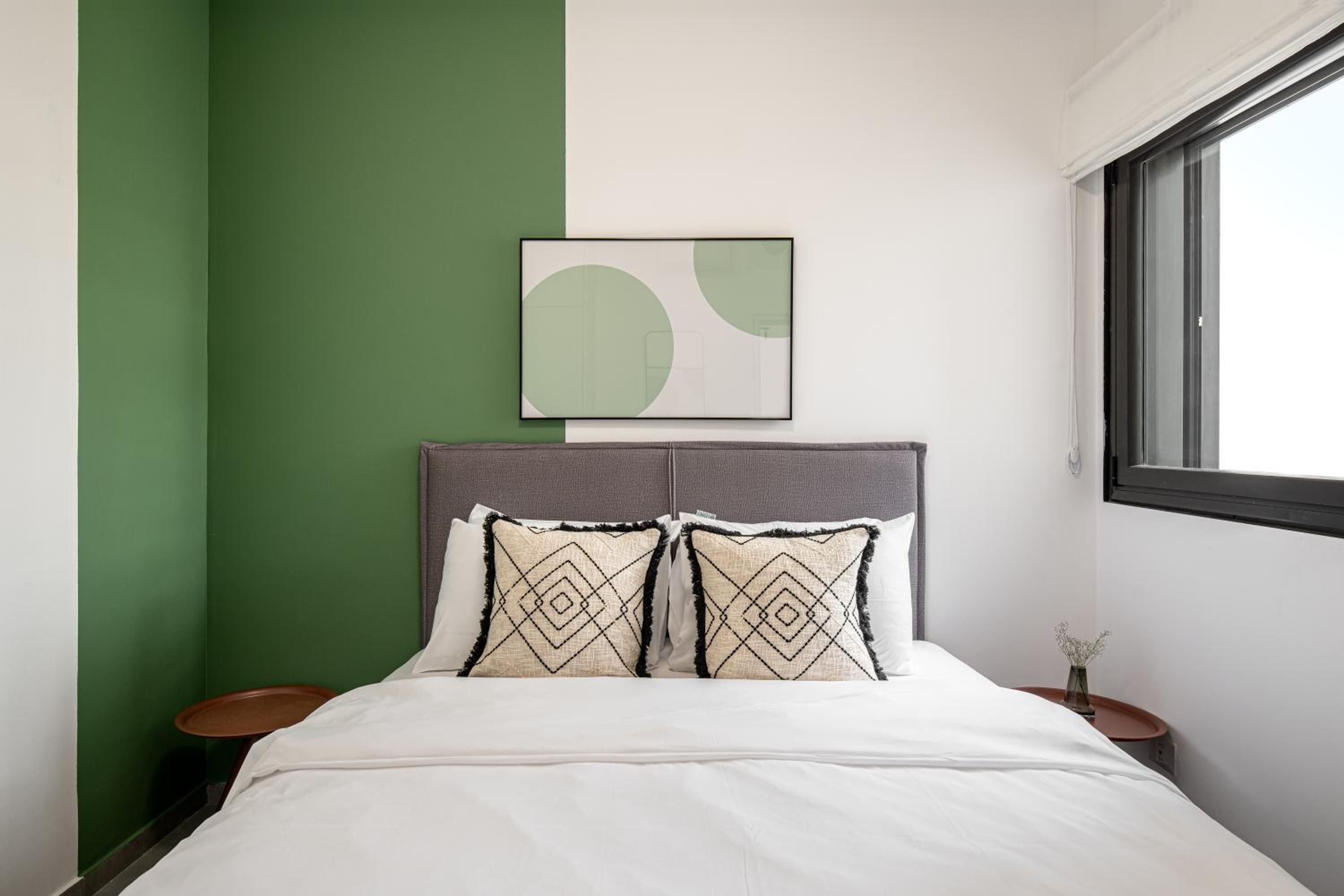 Two-Bedroom Apartment - Photo 11
