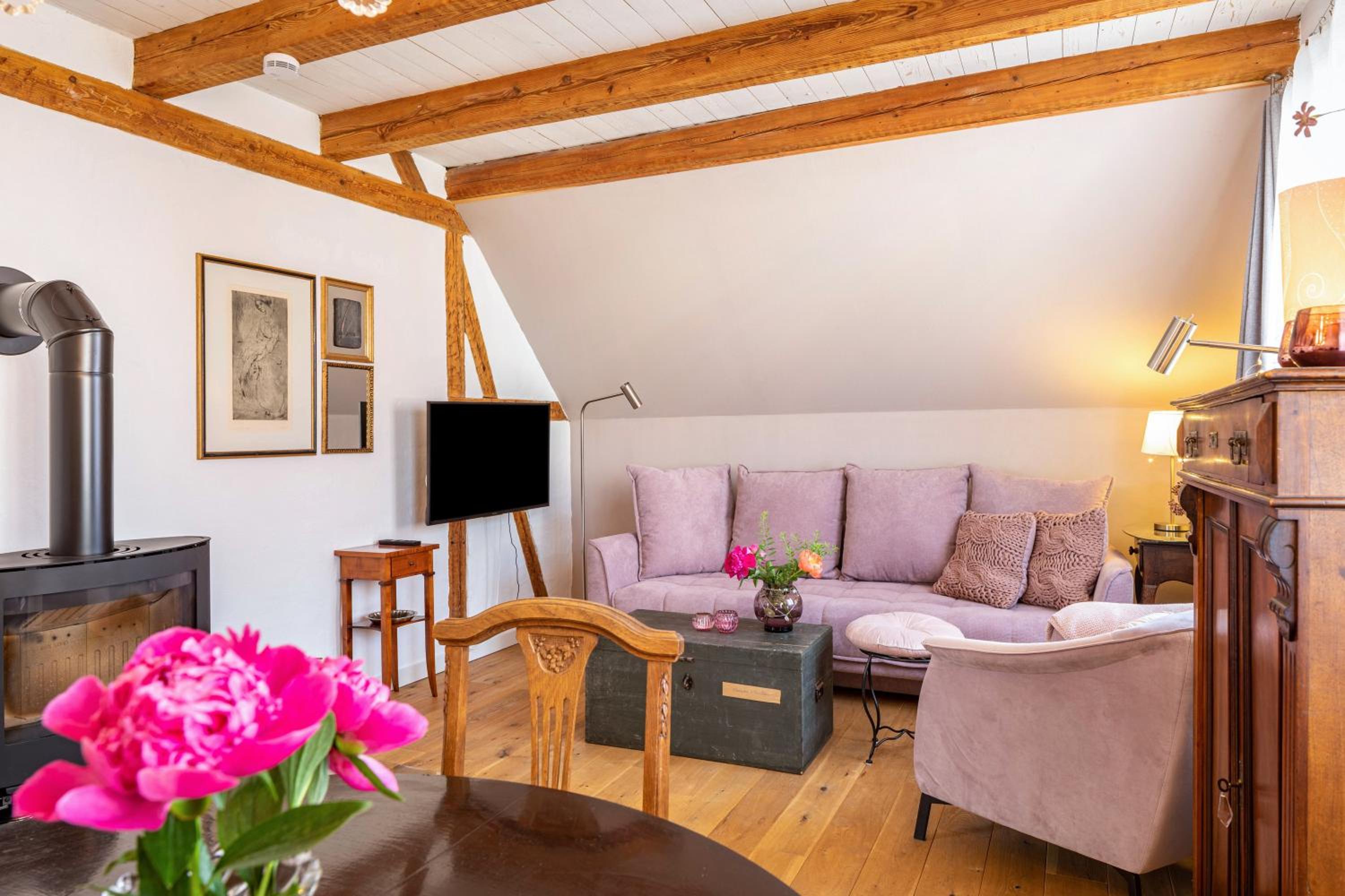 One-Bedroom Apartment with Garden