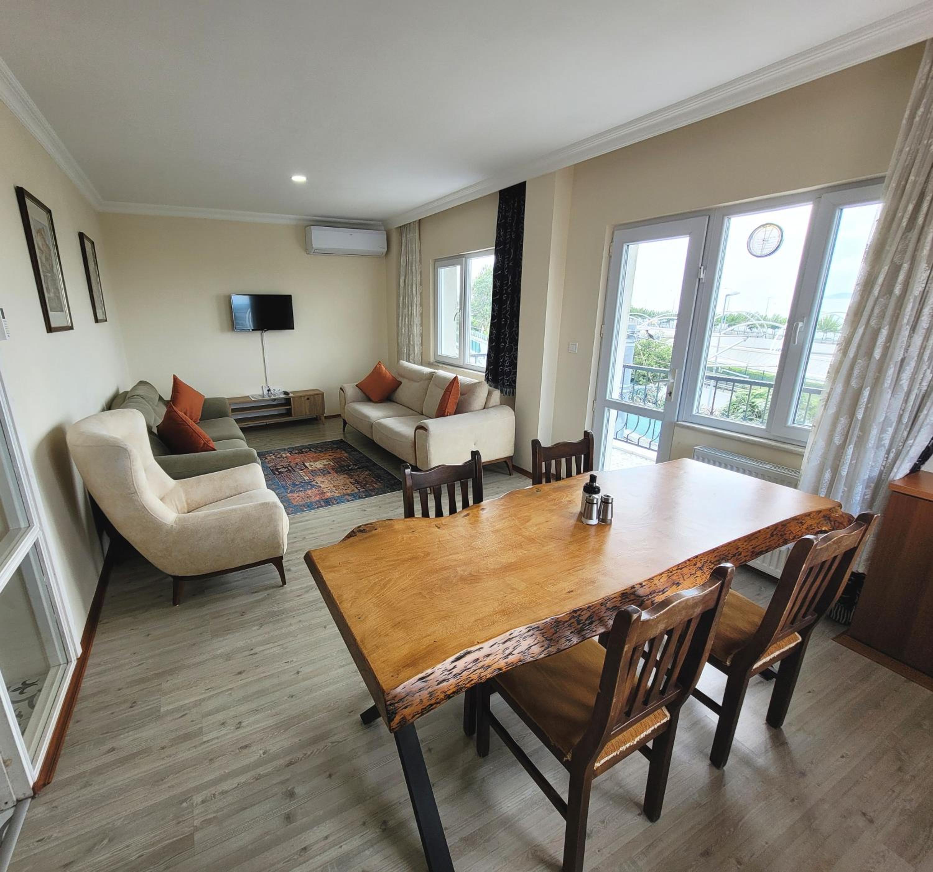 Apartment with Sea View photo 2