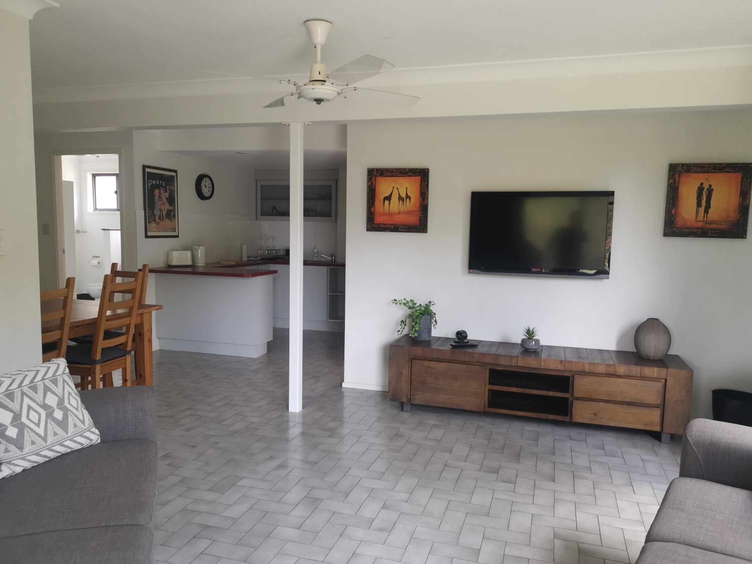 Apartment - Ground Floor photo 3