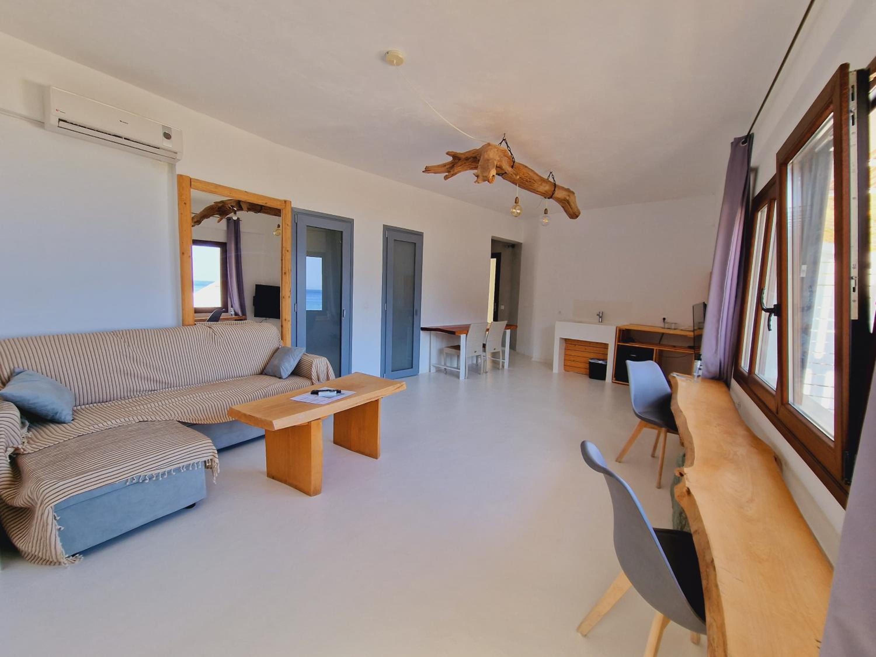 King Suite with Sea View