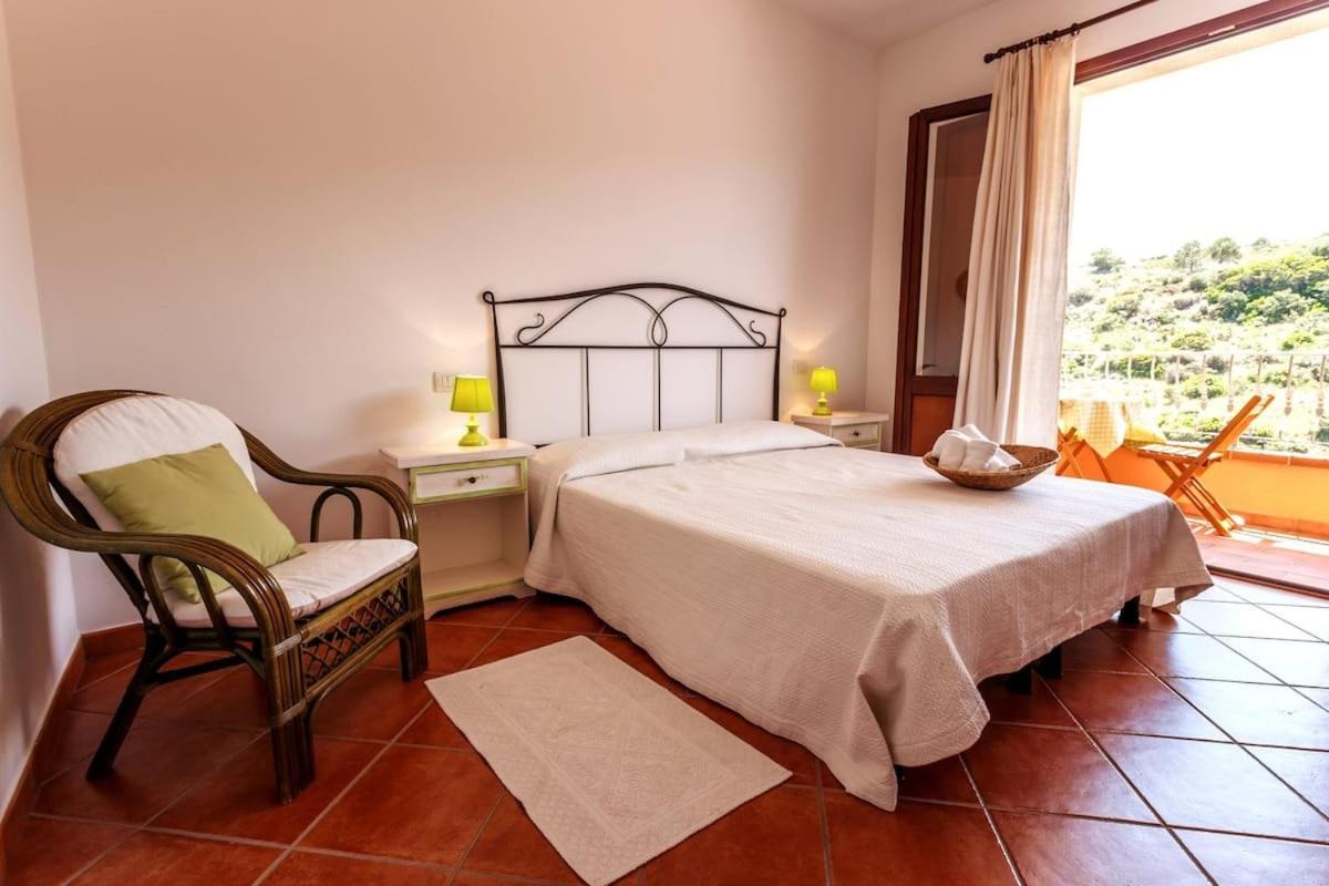 Large Double or Twin Room photo 2