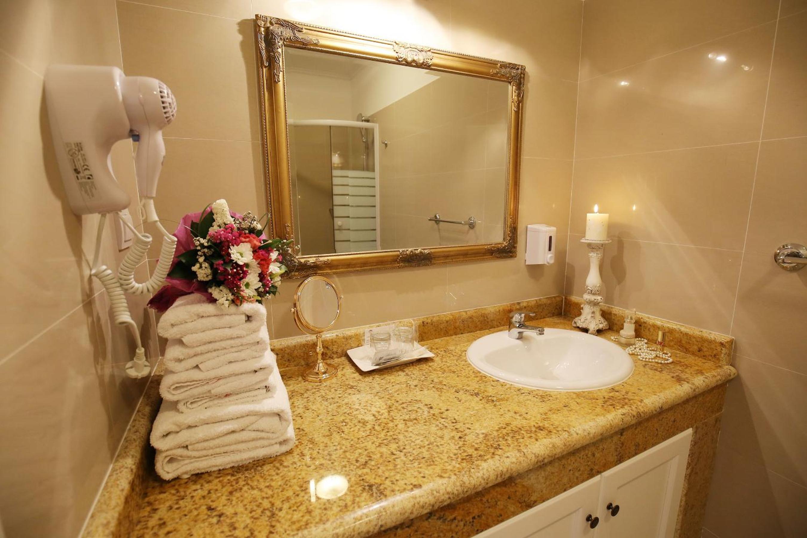 Superior Double Room with Balcony and Sea View - Photo 30