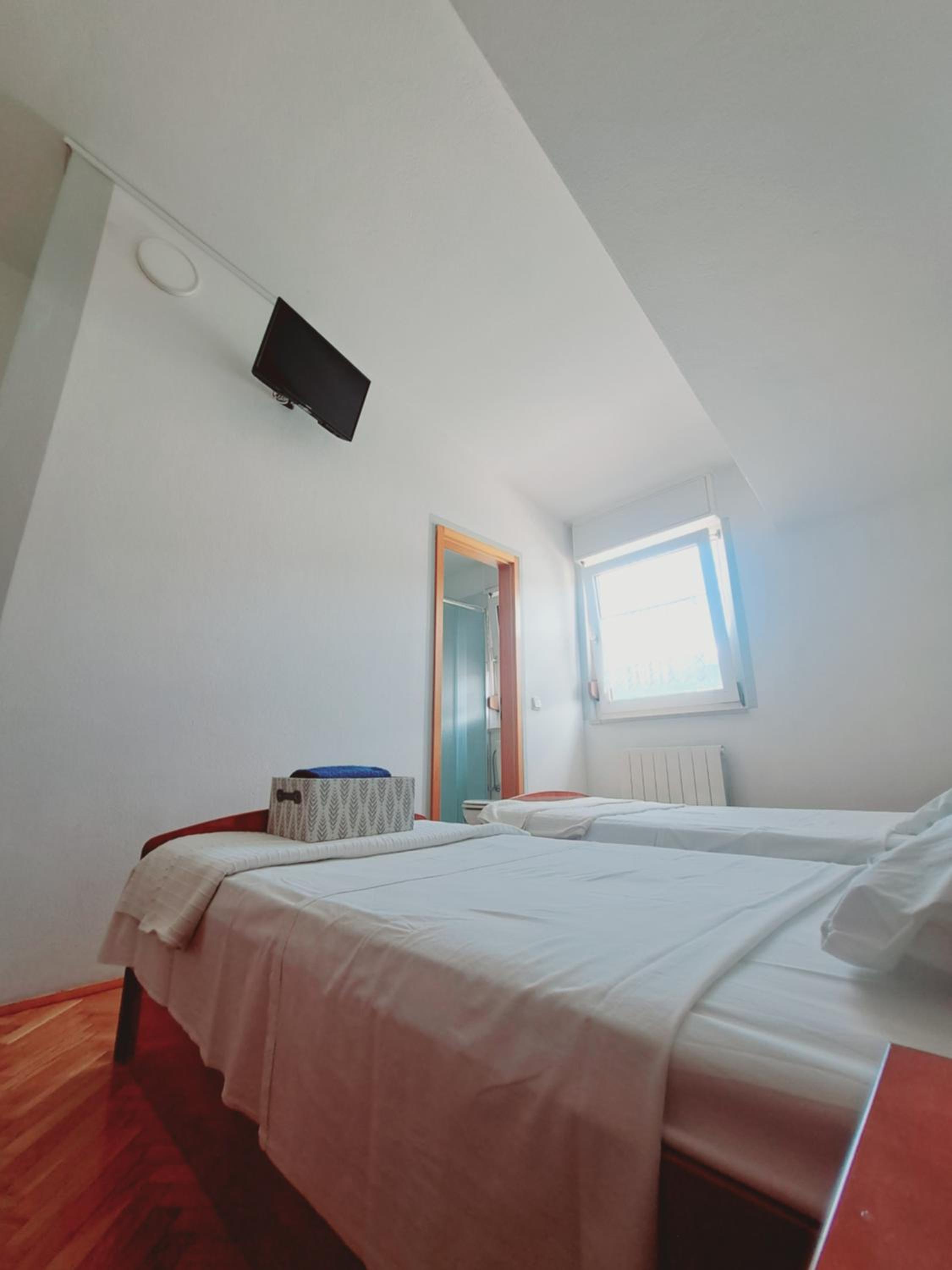 Double or Twin Room photo 2