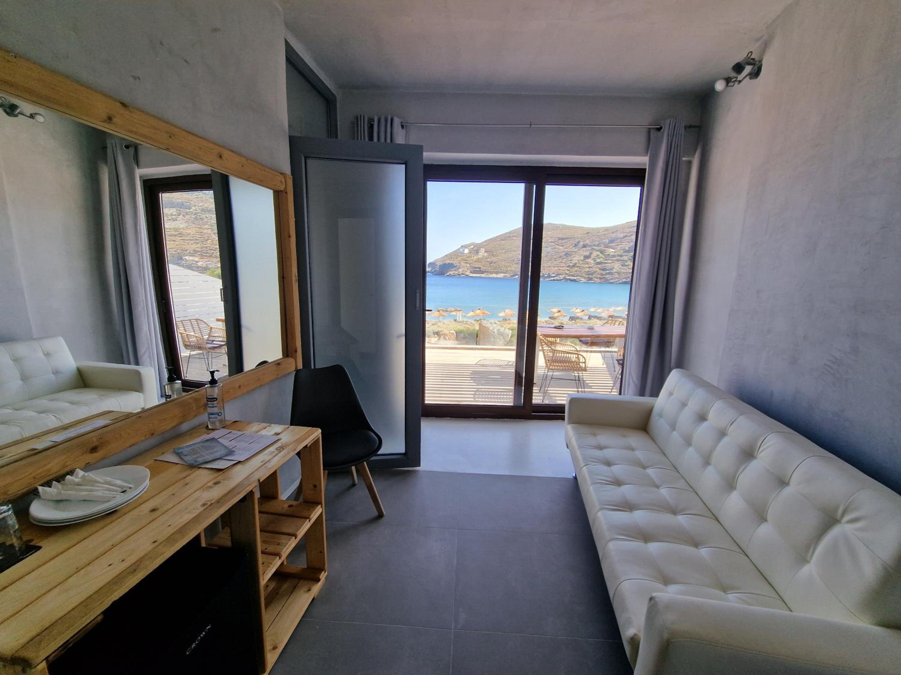 Quadruple Room with Sea View