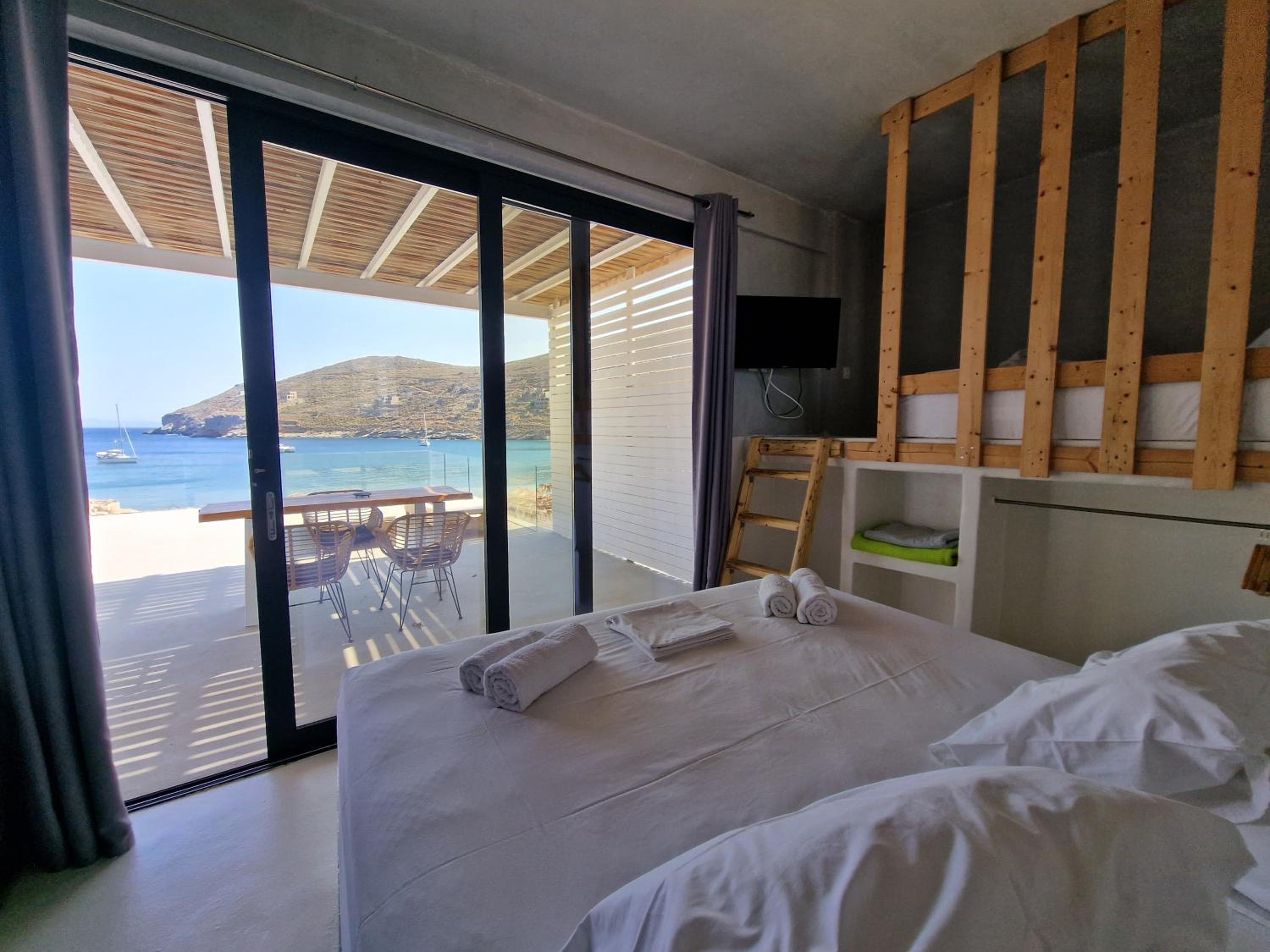 Triple Room with Sea View