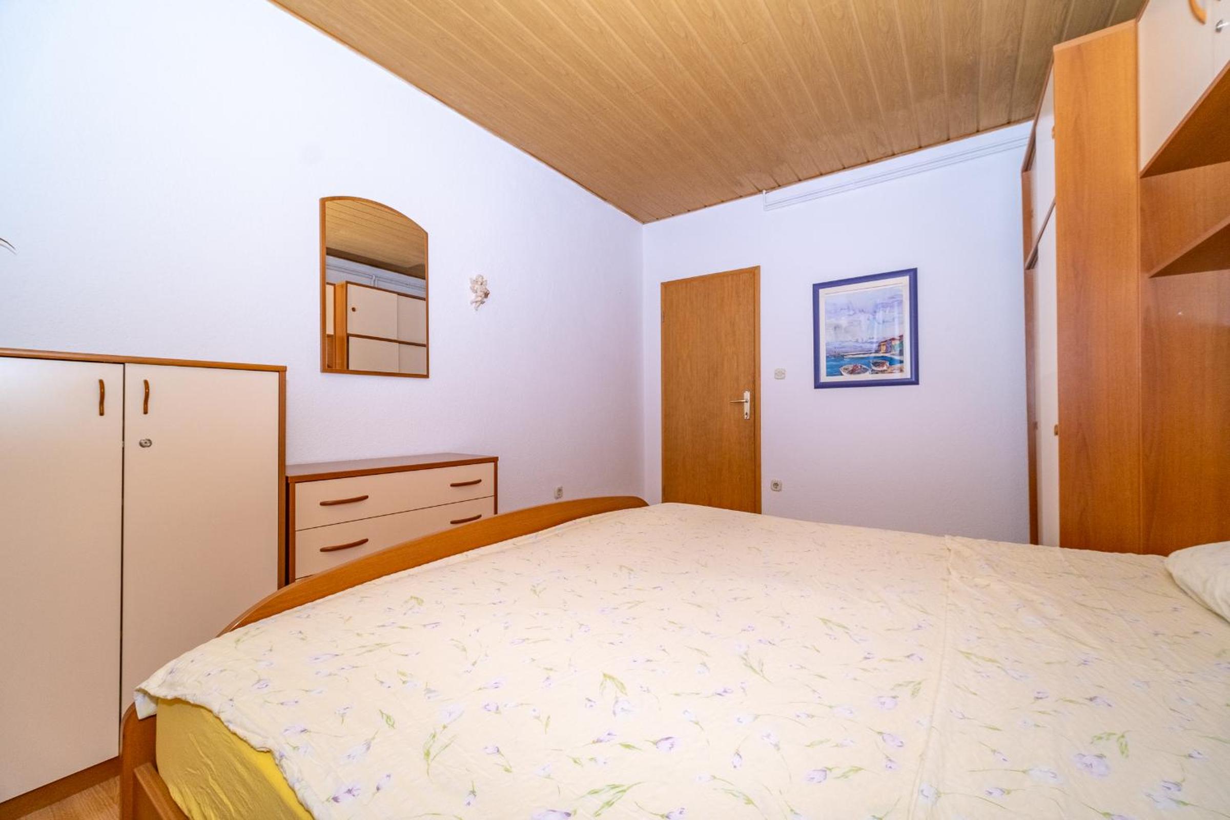 Apartment - Ground Floor photo 3