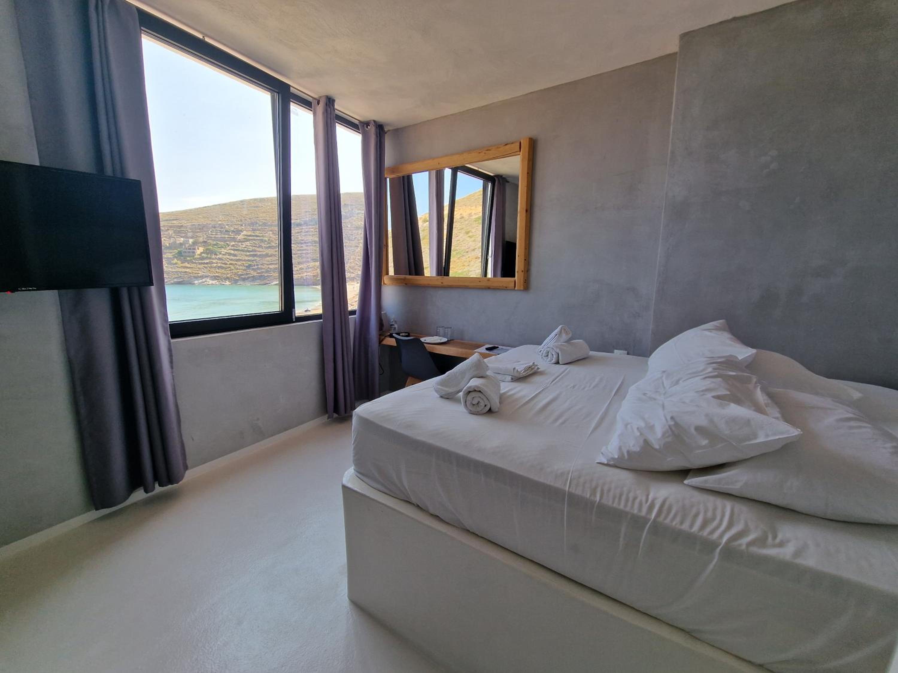 Deluxe Suite with Sea View