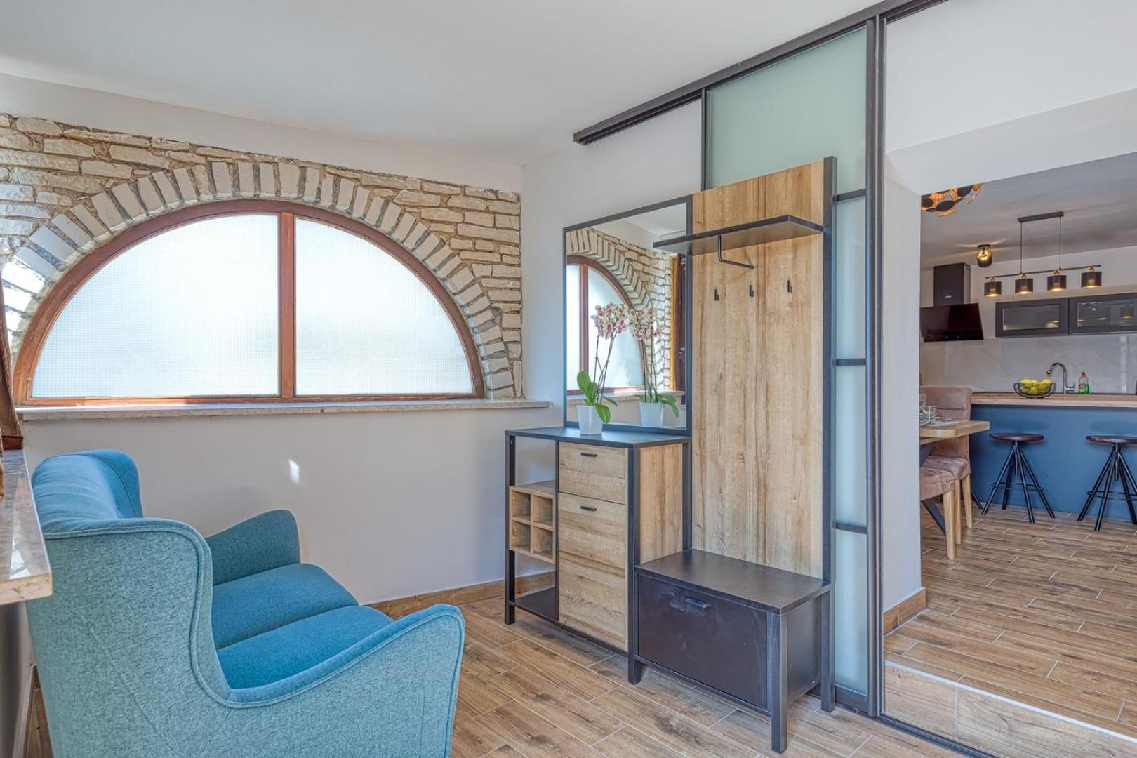 Two-Bedroom House photo 2