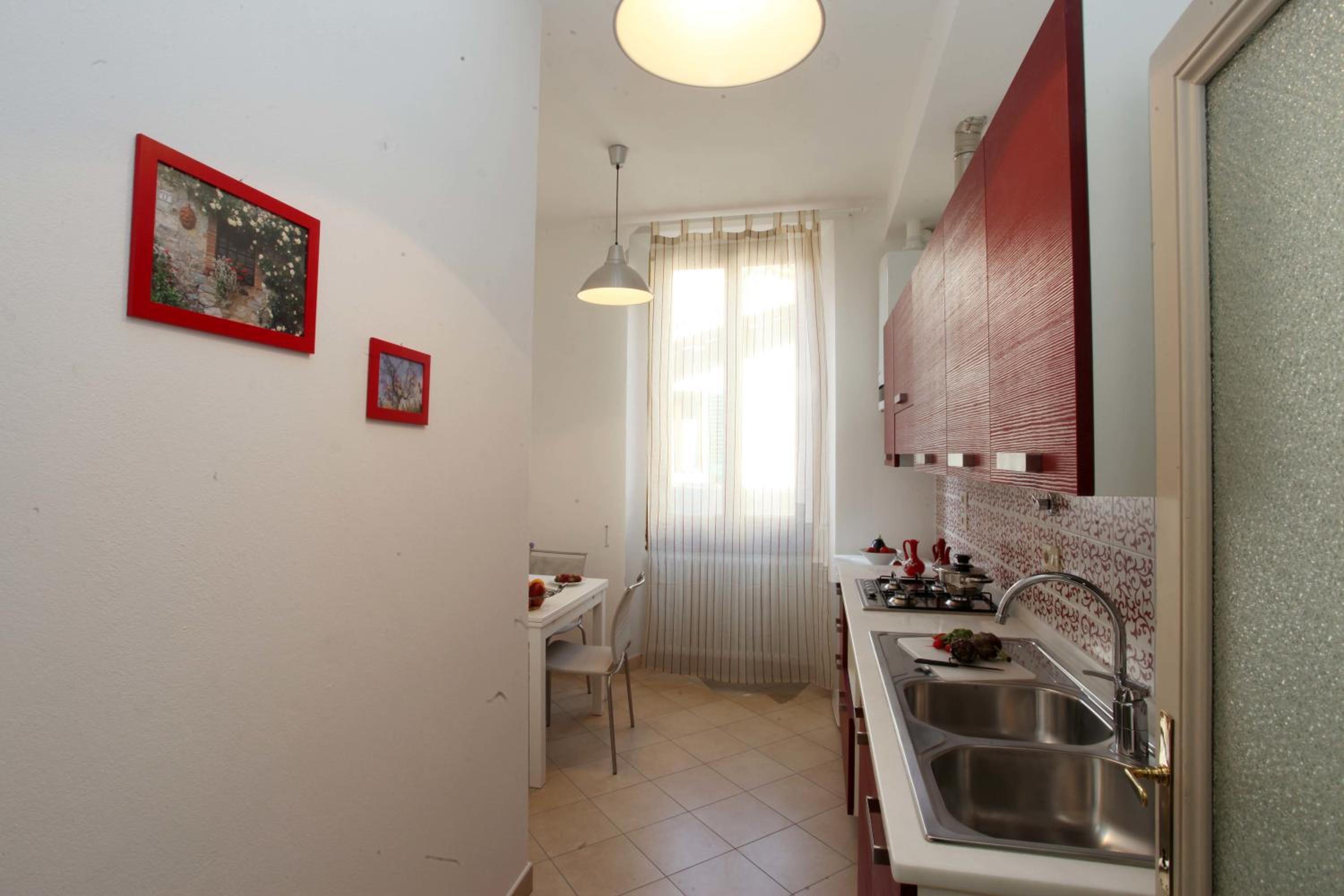 Three-Bedroom Apartment (Medici) photo 2